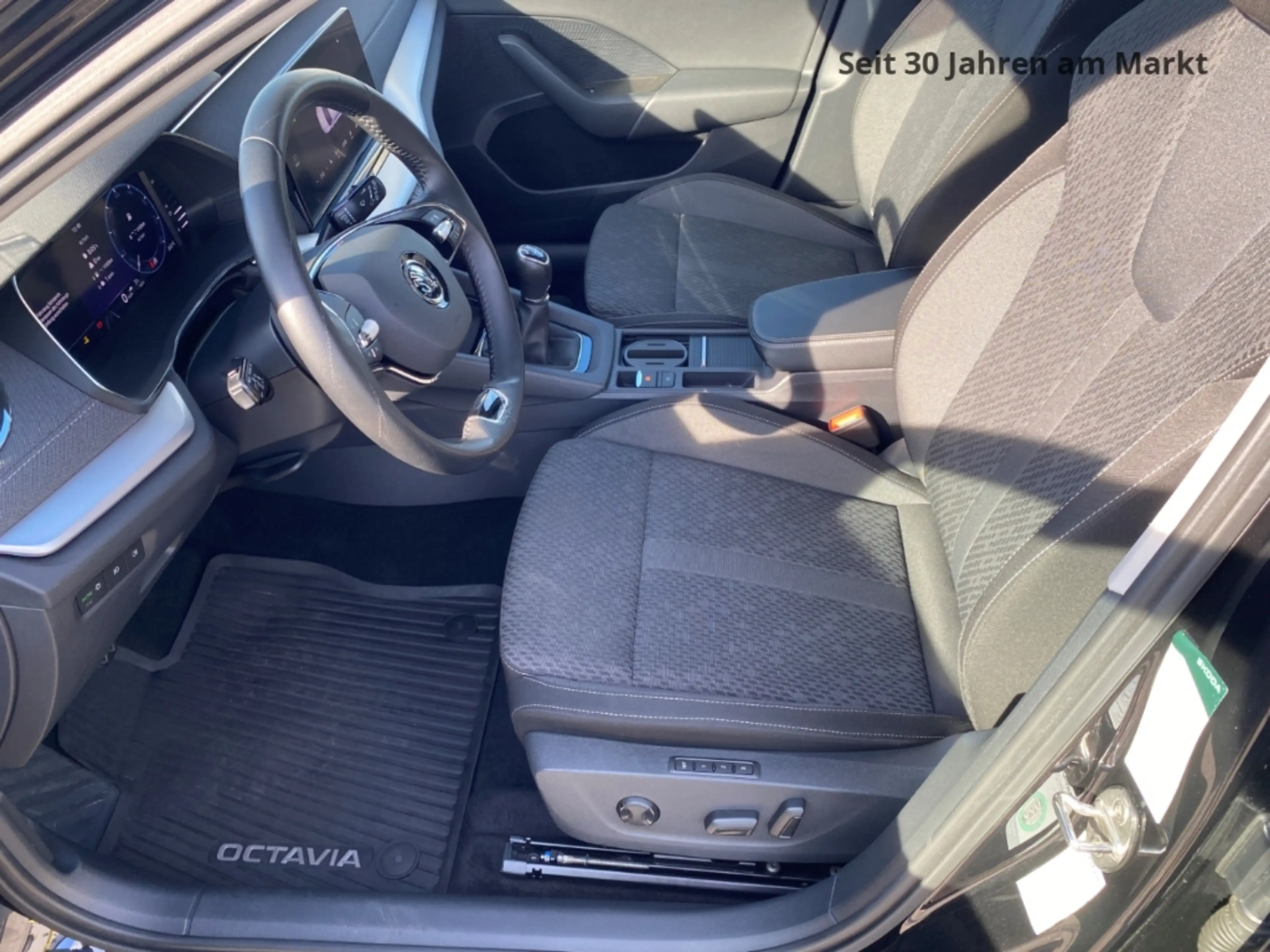 Skoda Octavia Combi Style,LED,Navi,SH,Alus,WKR,1.Hand,Skoda Sche — photo 13