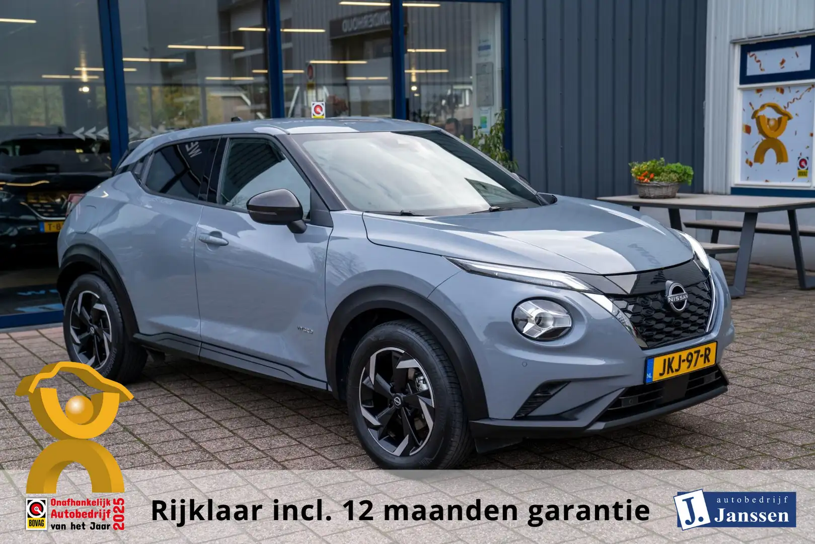Nissan Juke 1.6 Hybrid N-Connecta|Prijs rijklaar incl. 12 mnd Gris - 1