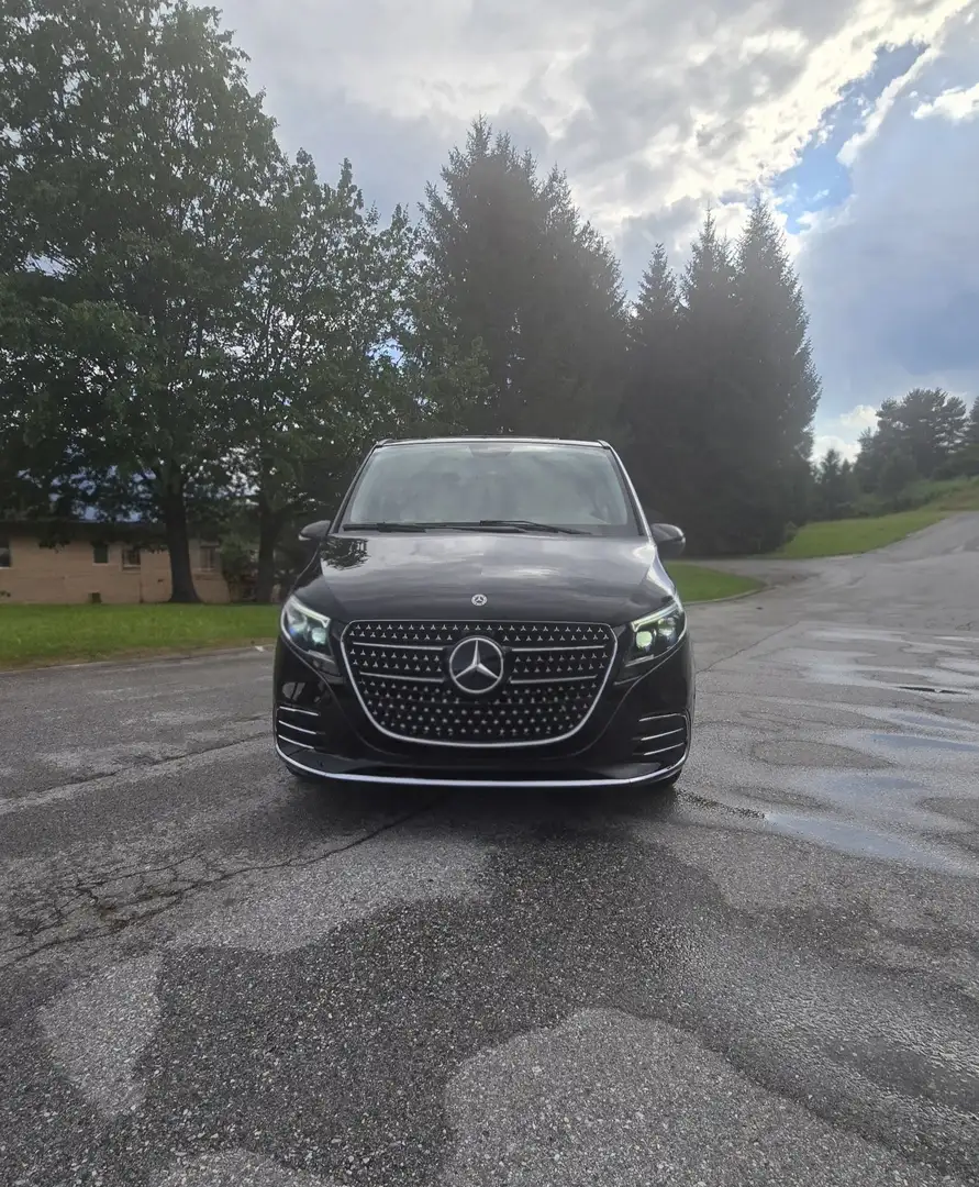 Mercedes-Benz V 220 d extralang Aut. Schwarz - 1