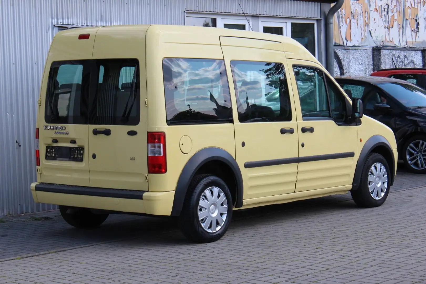 Ford Tourneo Connect LX Kombi lang 8 Sitzer+Klima+1.H Amarillo - 2