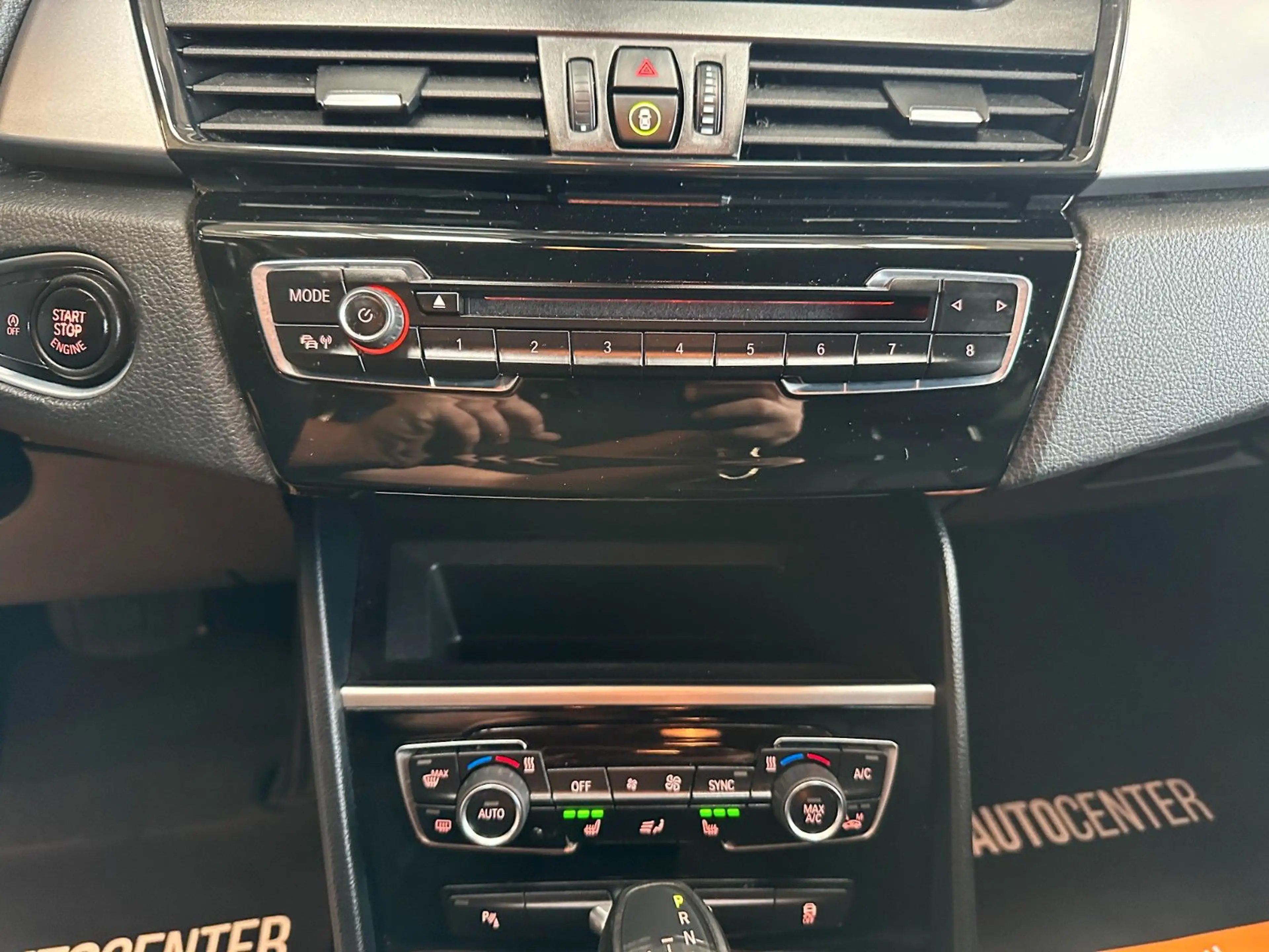 BMW 218 218 *AHK*NAV*7-SITZER*2-ZONEN*PDC(CAM)* — photo 9