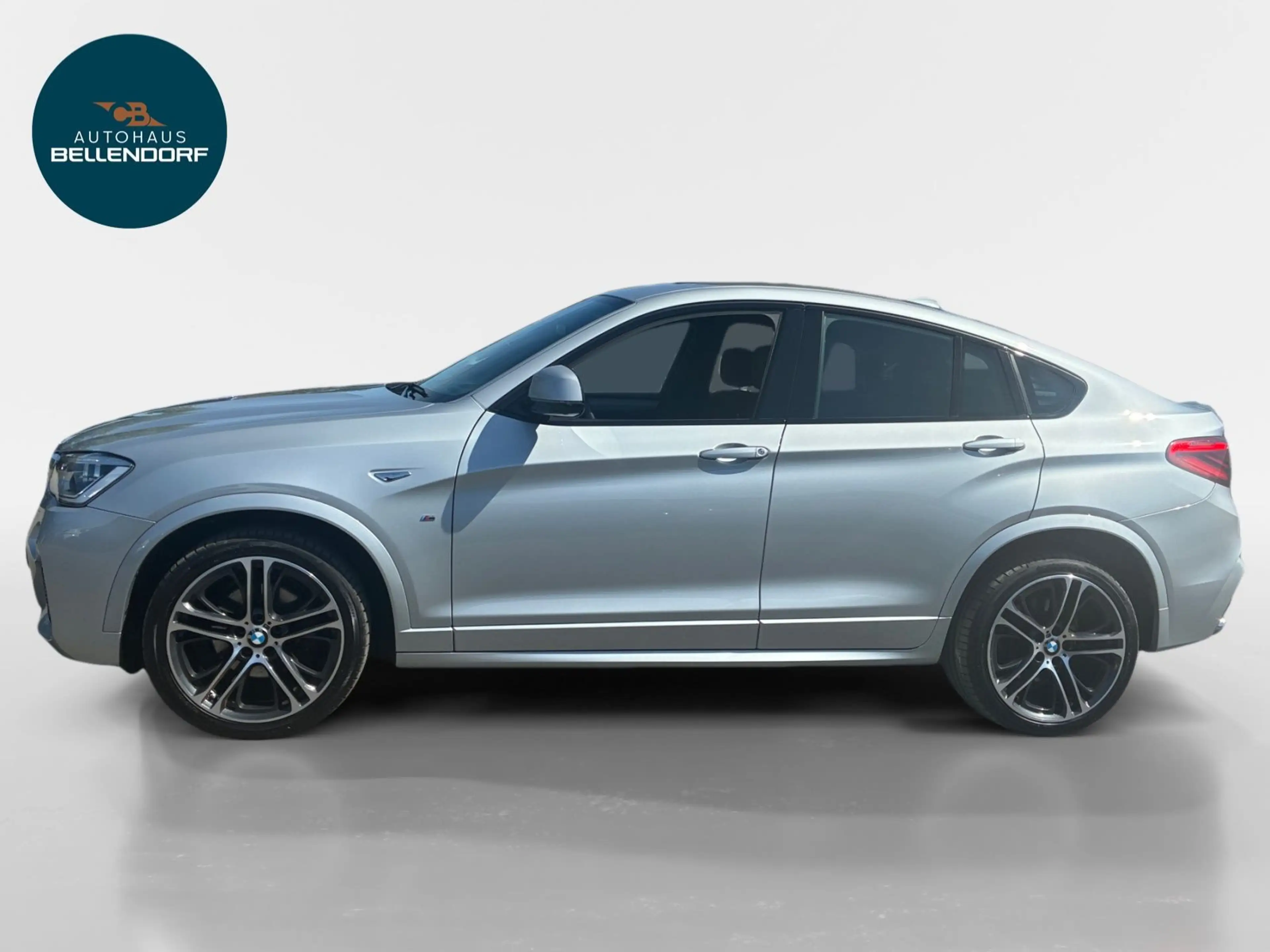 BMW X4 xDrive 35d AHK Navi Leder Schiebedach — photo 2