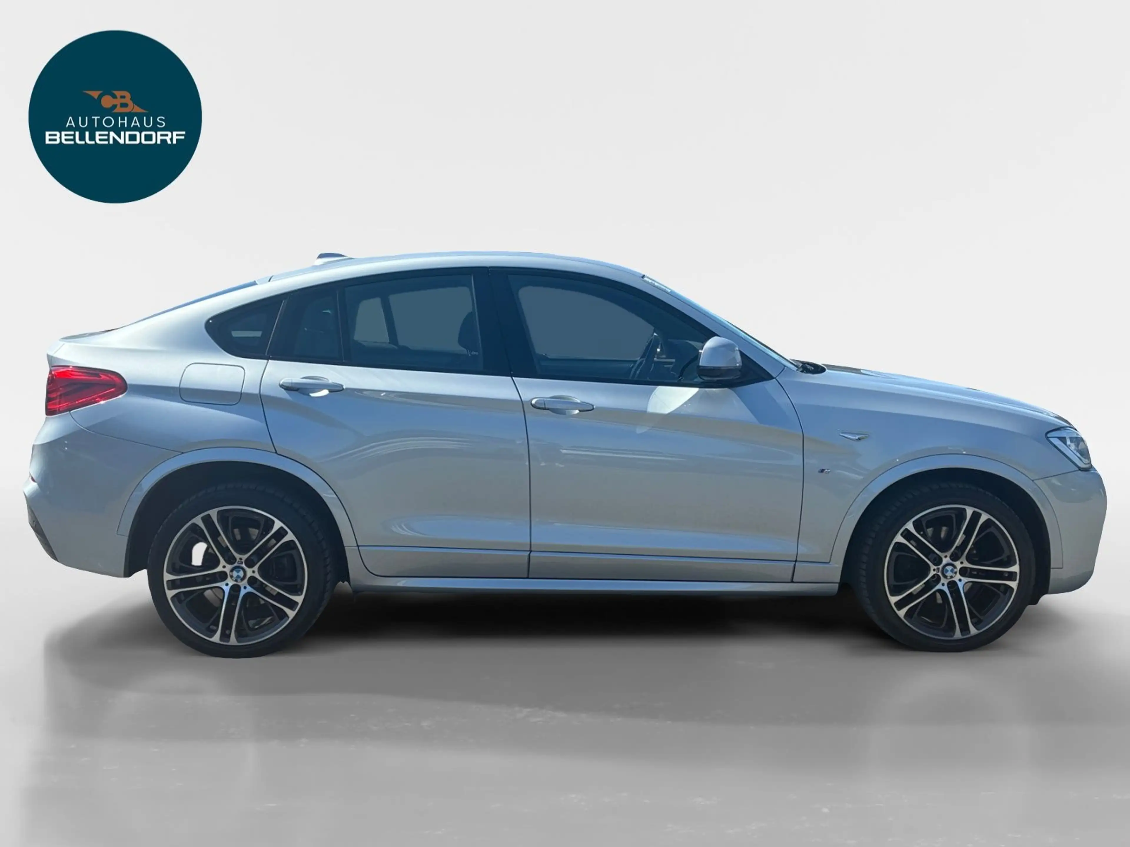 BMW X4 xDrive 35d AHK Navi Leder Schiebedach — photo 6