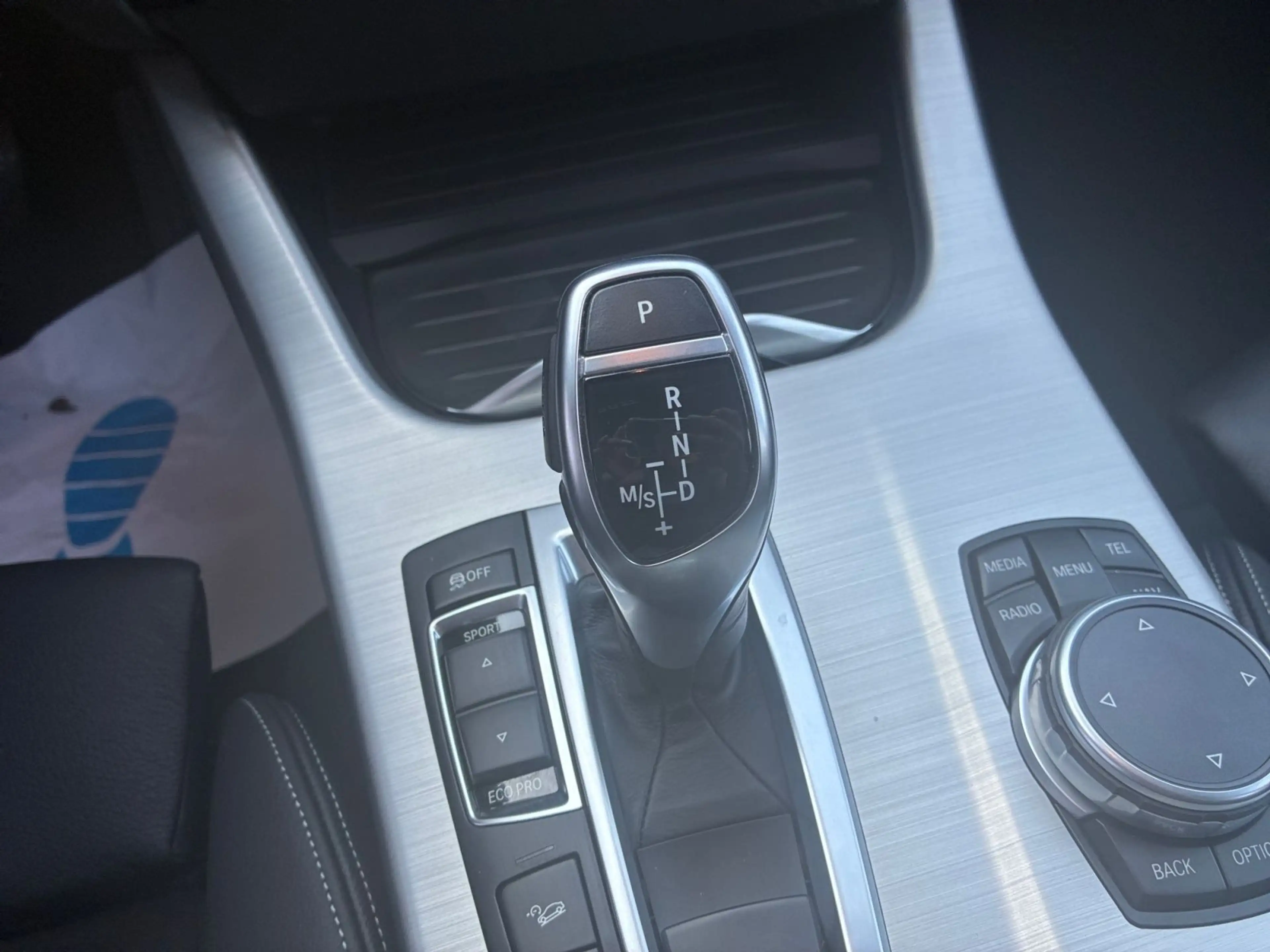 BMW X4 xDrive 35d AHK Navi Leder Schiebedach — photo 11