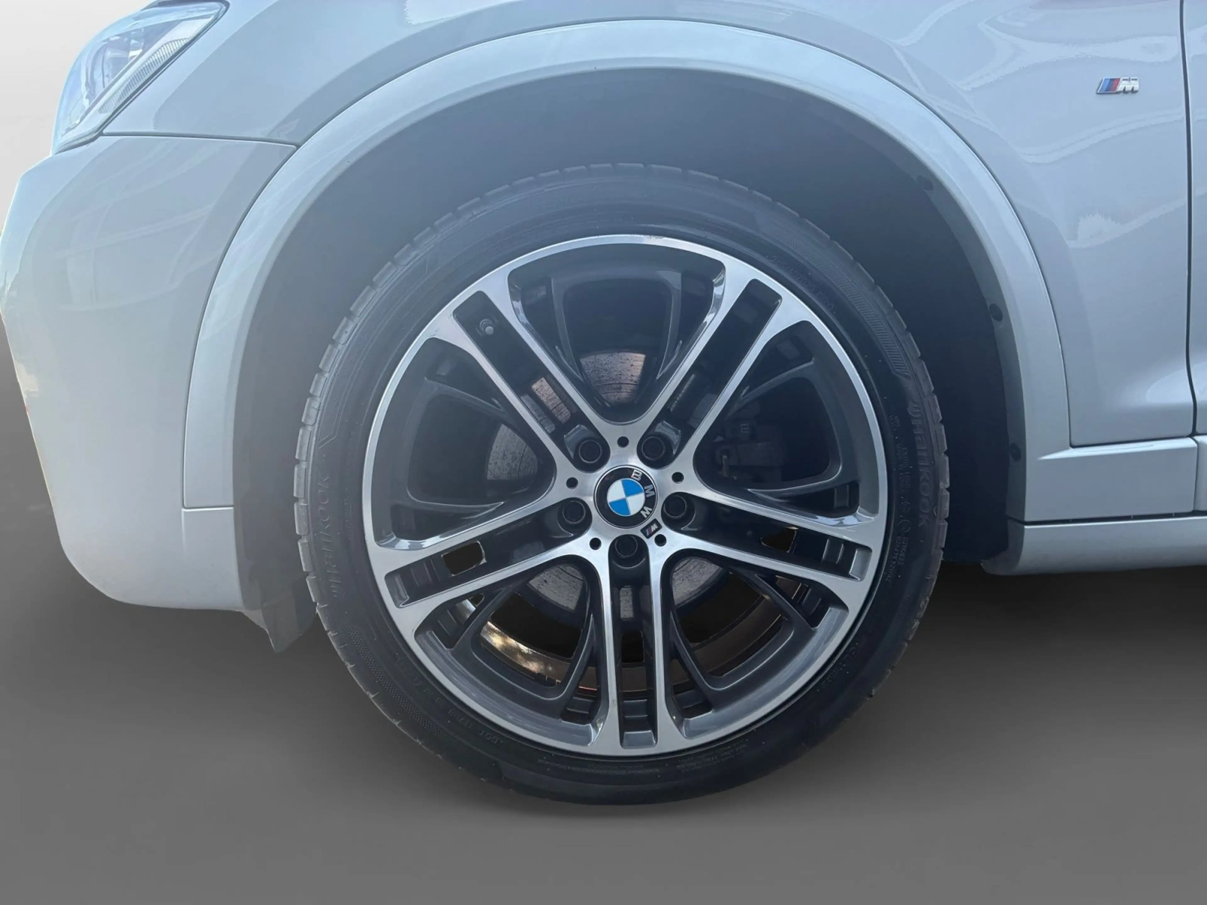 BMW X4 xDrive 35d AHK Navi Leder Schiebedach — photo 14