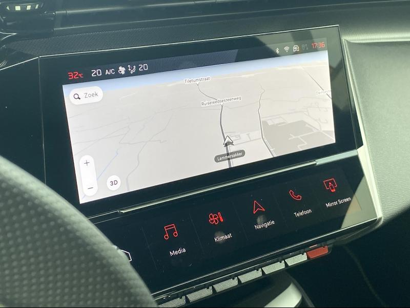 Peugeot 408 GT Hybrid 145 e-DCS6 — photo 14