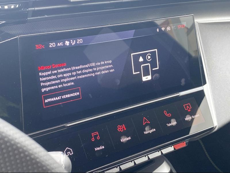 Peugeot 408 GT Hybrid 145 e-DCS6 — photo 15