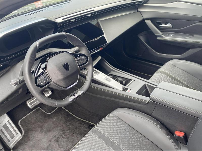Peugeot 408 GT Hybrid 145 e-DCS6 — photo 11