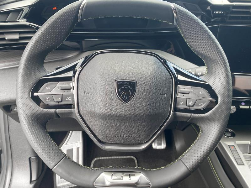Peugeot 408 GT Hybrid 145 e-DCS6 — photo 12