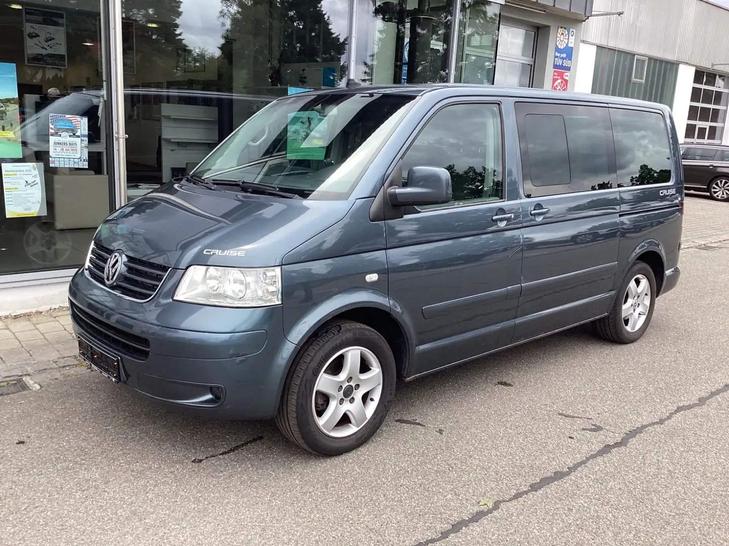 Volkswagen T5 Multivan 2.5 TDI Comfortline/SHZ/Standhzg/AHK Grau - 1