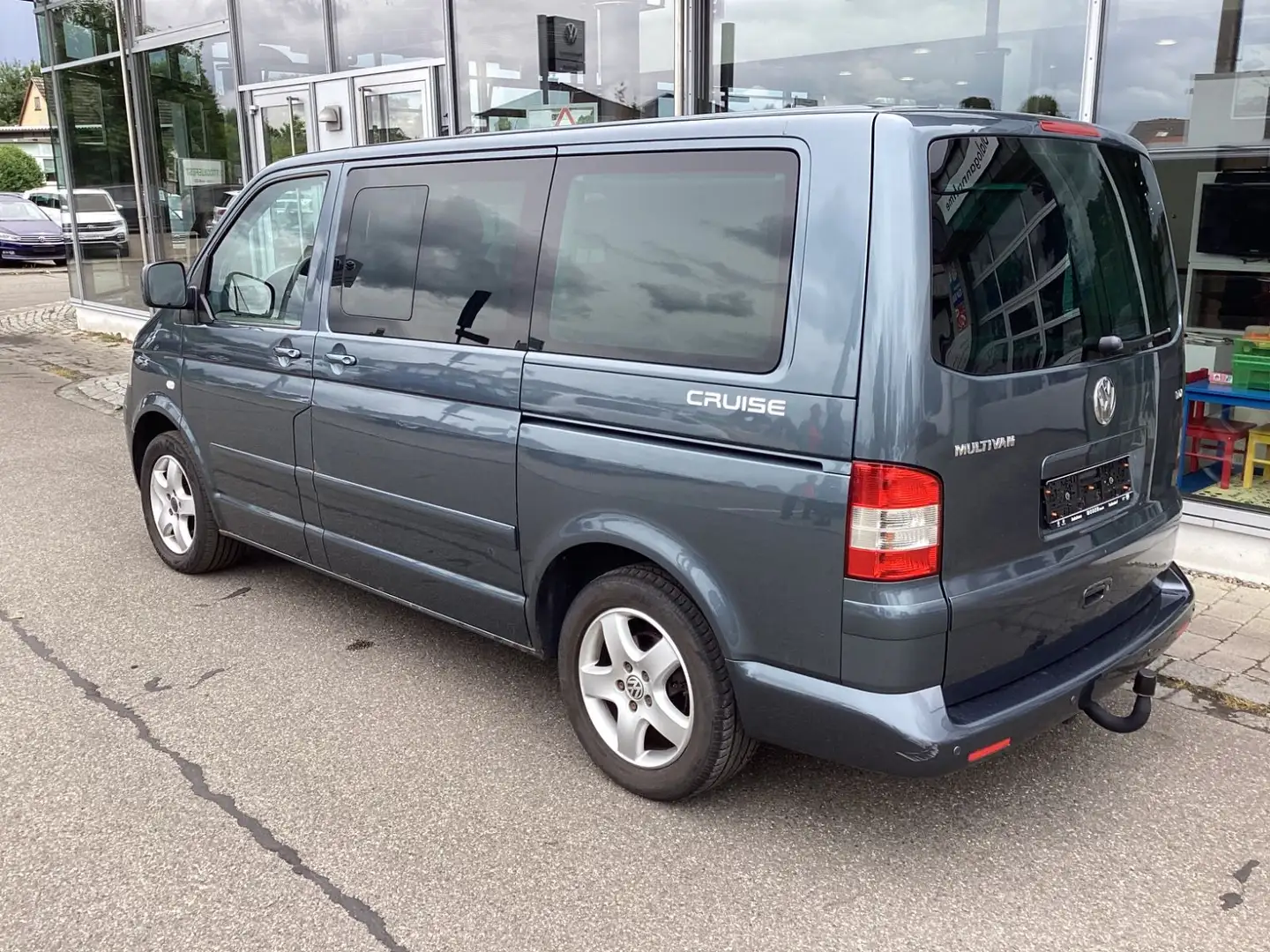 Volkswagen T5 Multivan 2.5 TDI Comfortline/SHZ/Standhzg/AHK Grau - 2