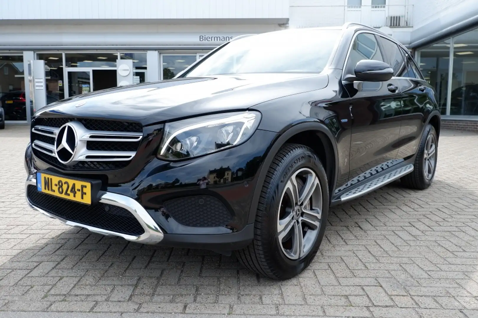Mercedes-Benz GLC 350 350e 4MATIC PHEV Prestige / INCL BOVAG Garantie / Zwart - 2