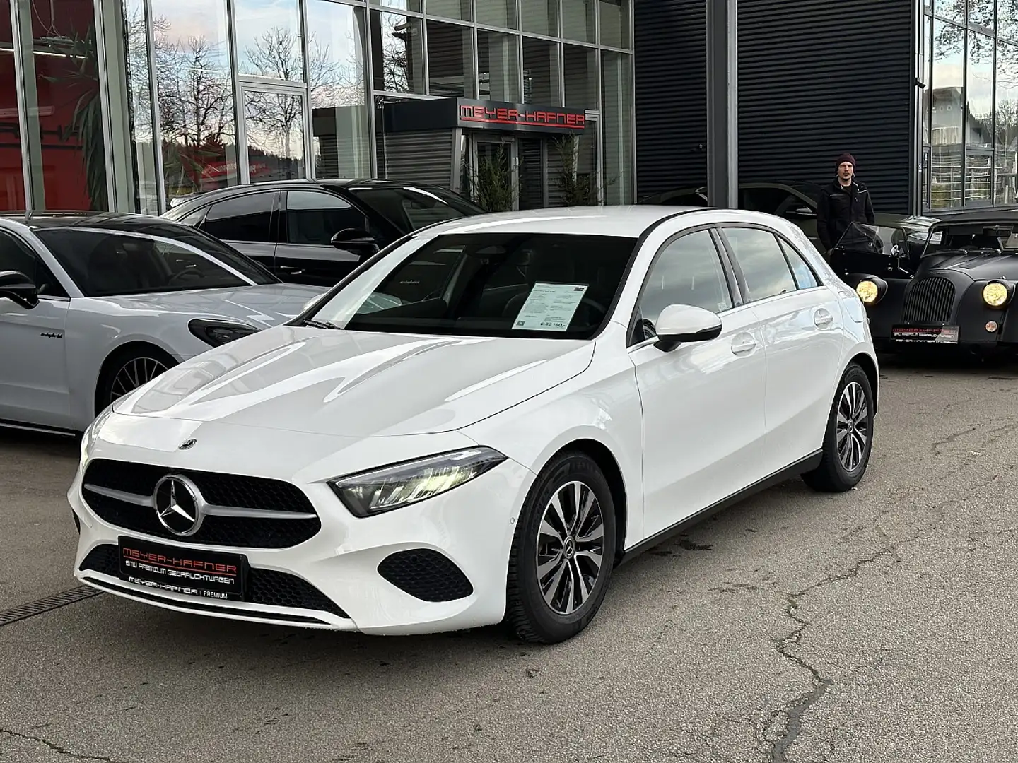 Mercedes-Benz A 180 d Aut. Weiß - 1