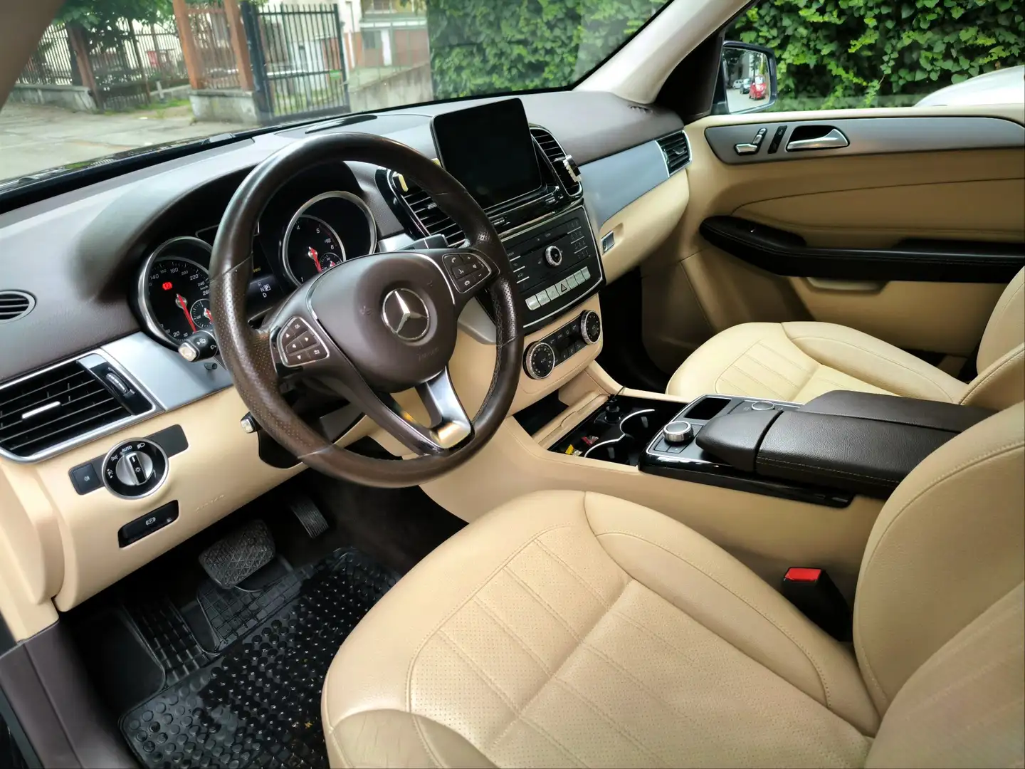 Mercedes-Benz GLE 250 d Sport 4matic auto - 2
