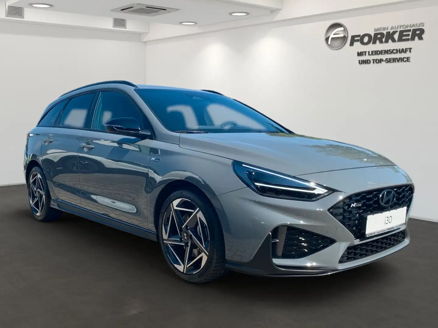Hyundai i30 cw 1.5 T N-Line DCT Smart Key Voll-LED Pano Grau - 2