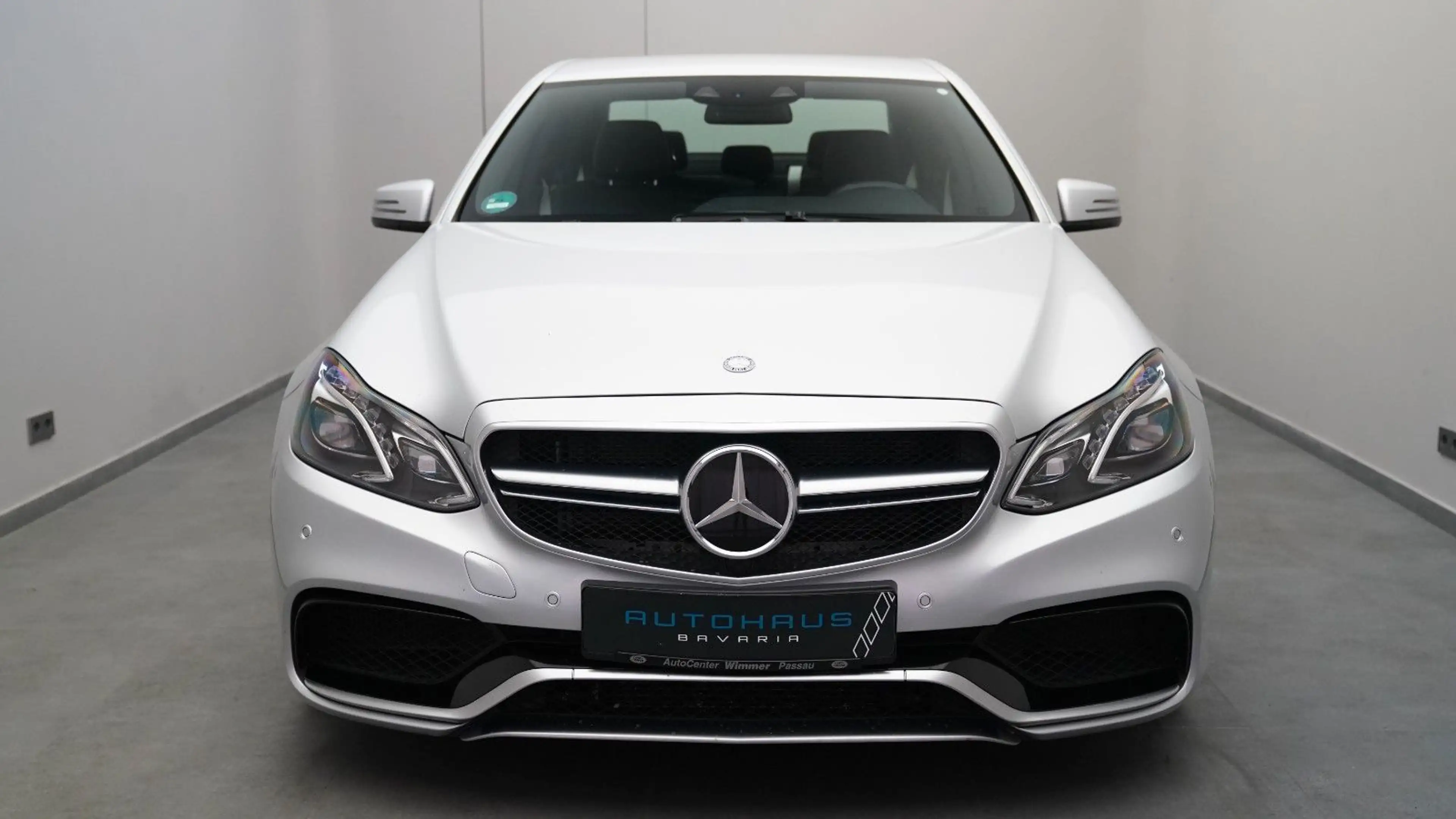 Mercedes-Benz E 63 AMG S 4Matic Limousine *HARMAN/KARDON*KAMER — photo 3