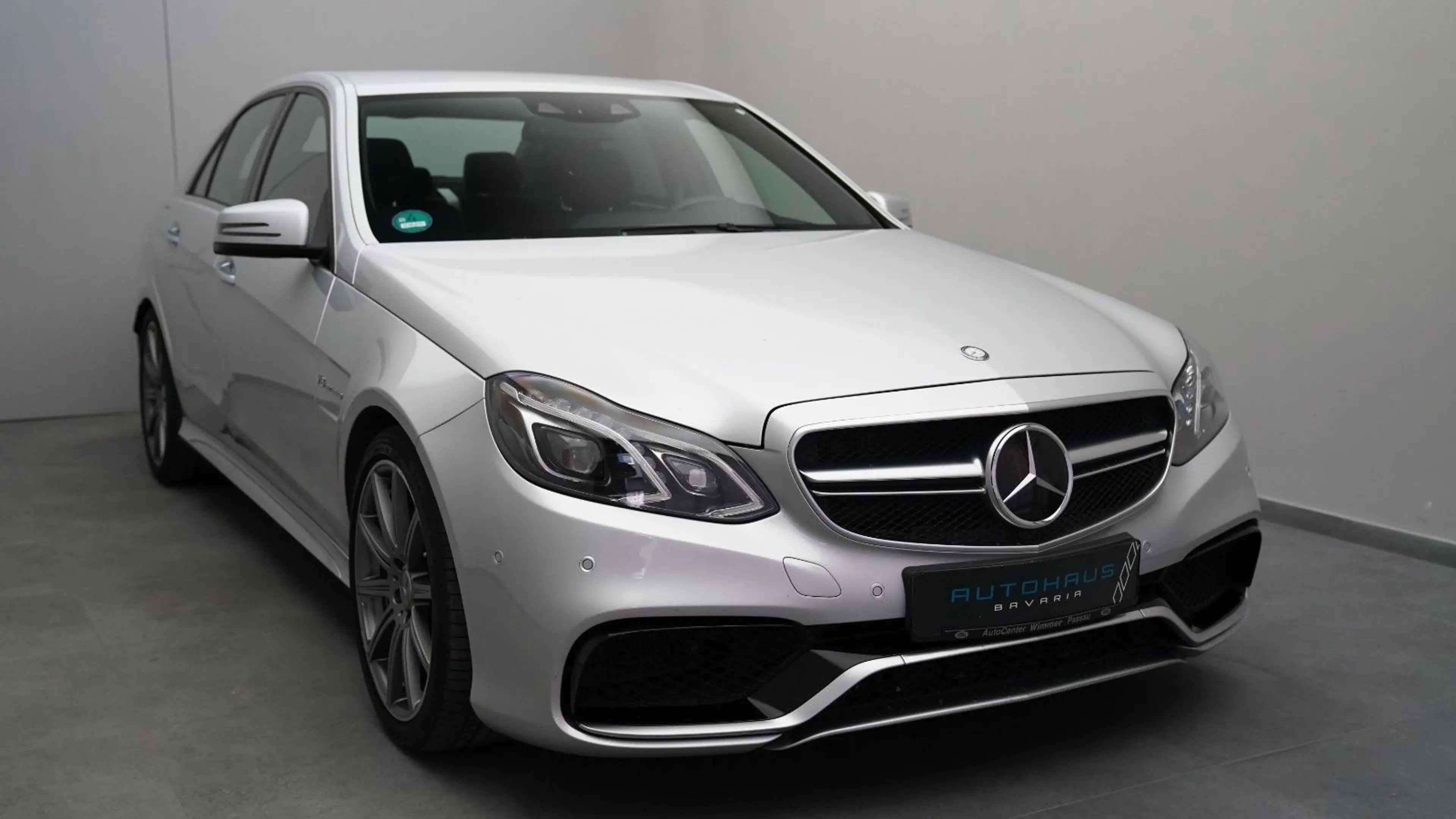 Mercedes-Benz E 63 AMG S 4Matic Limousine *HARMAN/KARDON*KAMER — photo 4