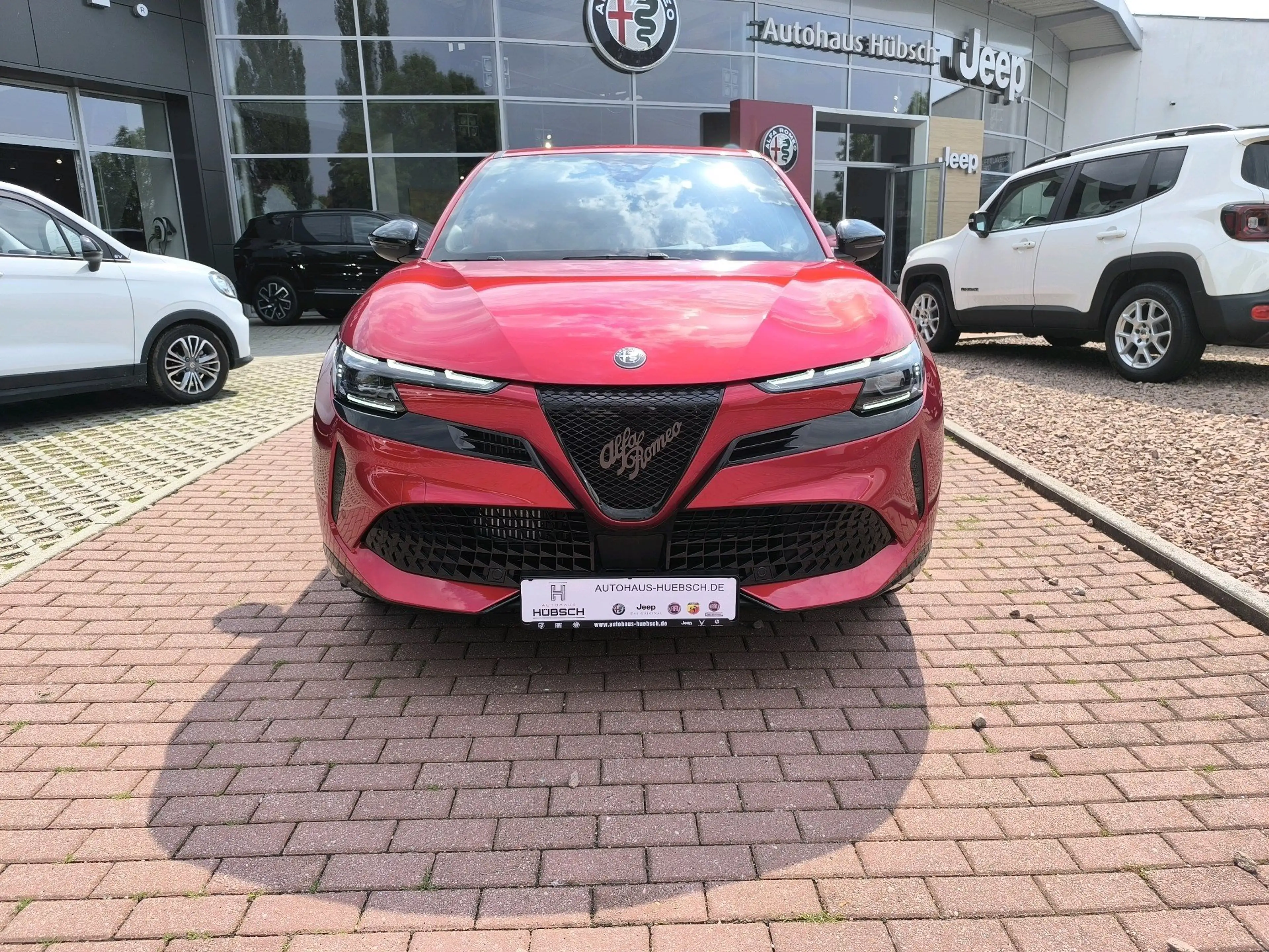Alfa Romeo Junior Ibrida 1.2 VGT 48V-Hybrid 107 kW Q4 — photo 2