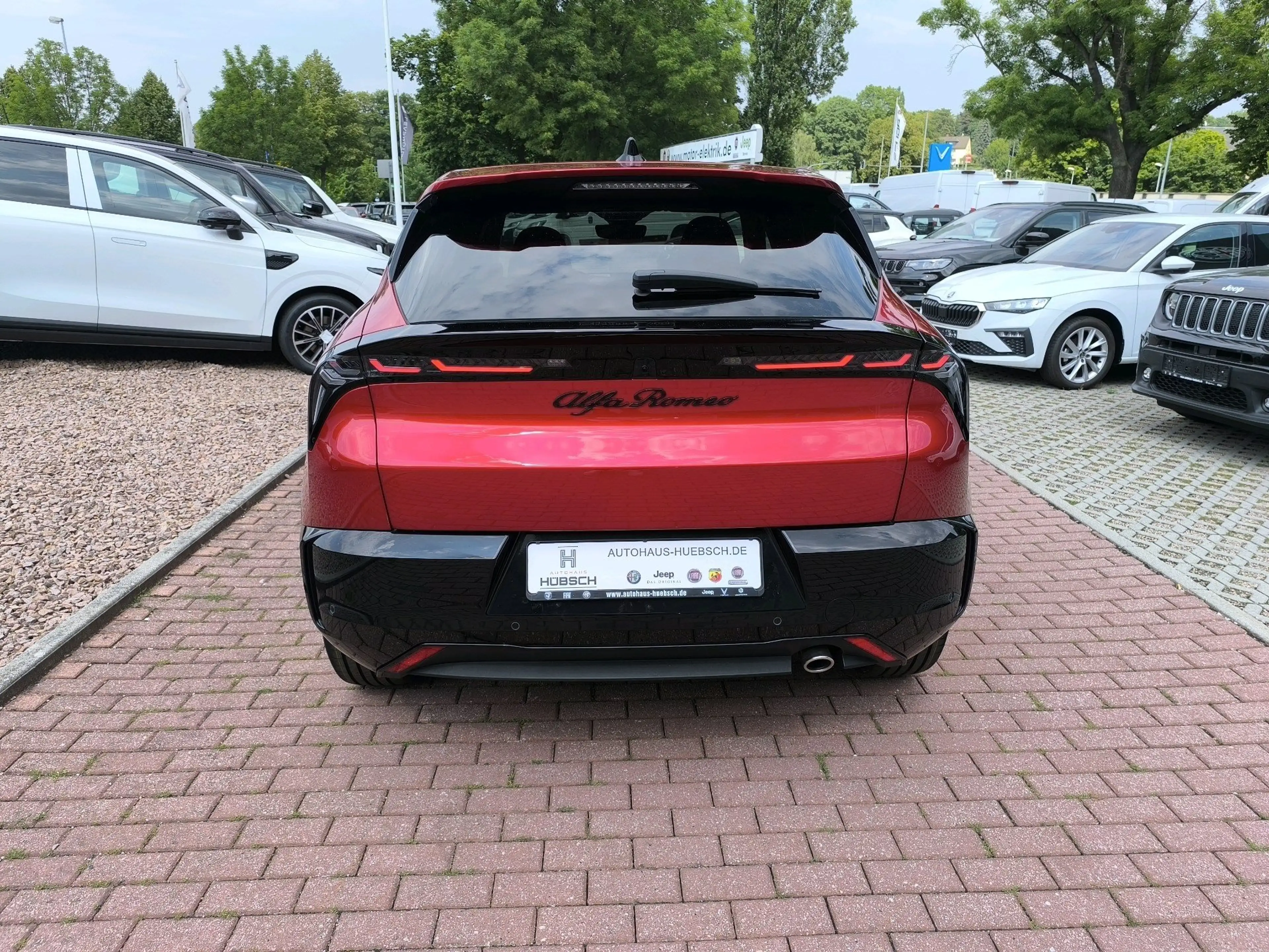 Alfa Romeo Junior Ibrida 1.2 VGT 48V-Hybrid 107 kW Q4 — photo 6