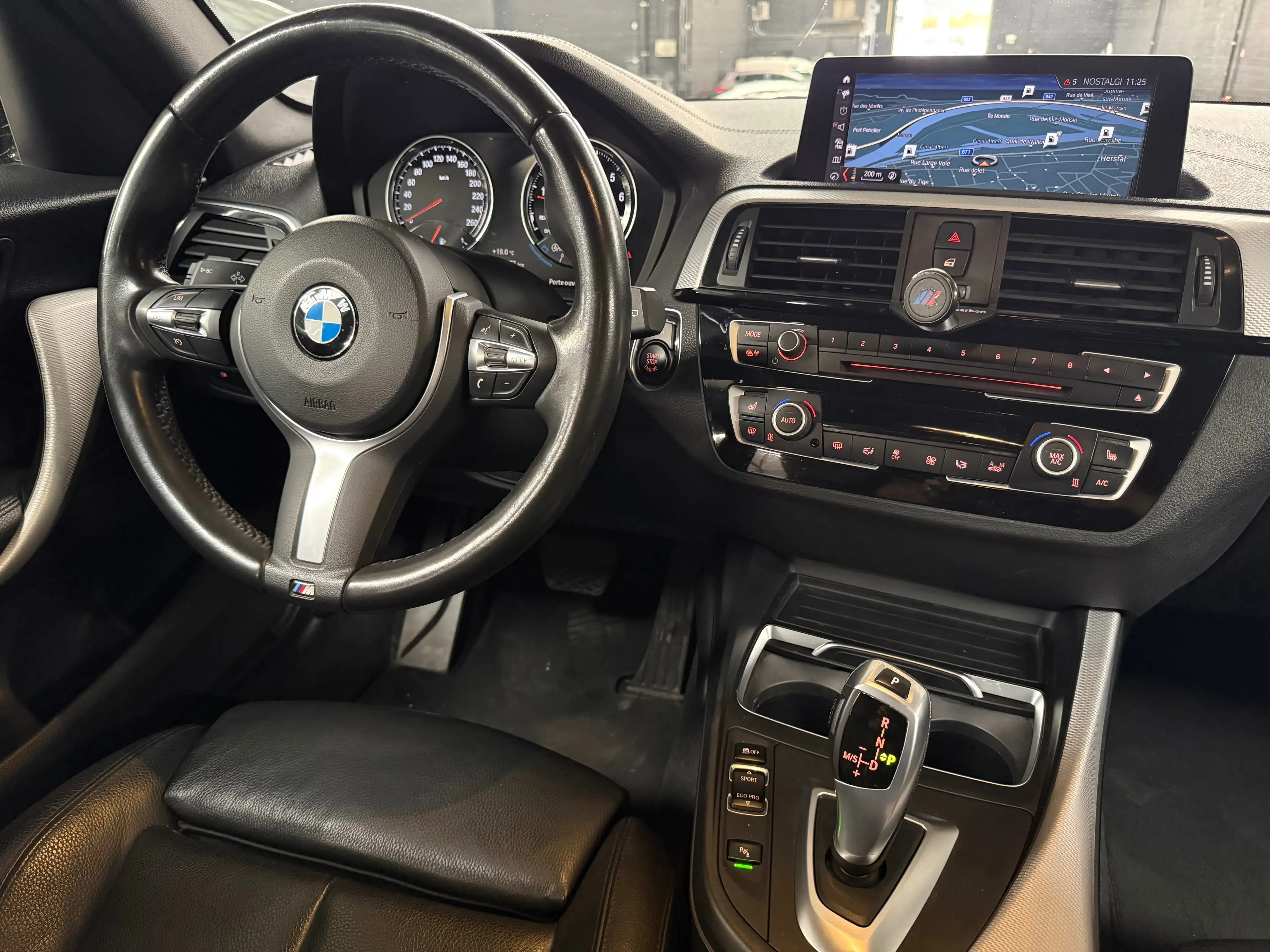 BMW 125 iAS * PACK M * LED * GPS * CAMERA * CUIR * SIEGE CH/MEMOIRE/ELECT — photo 11