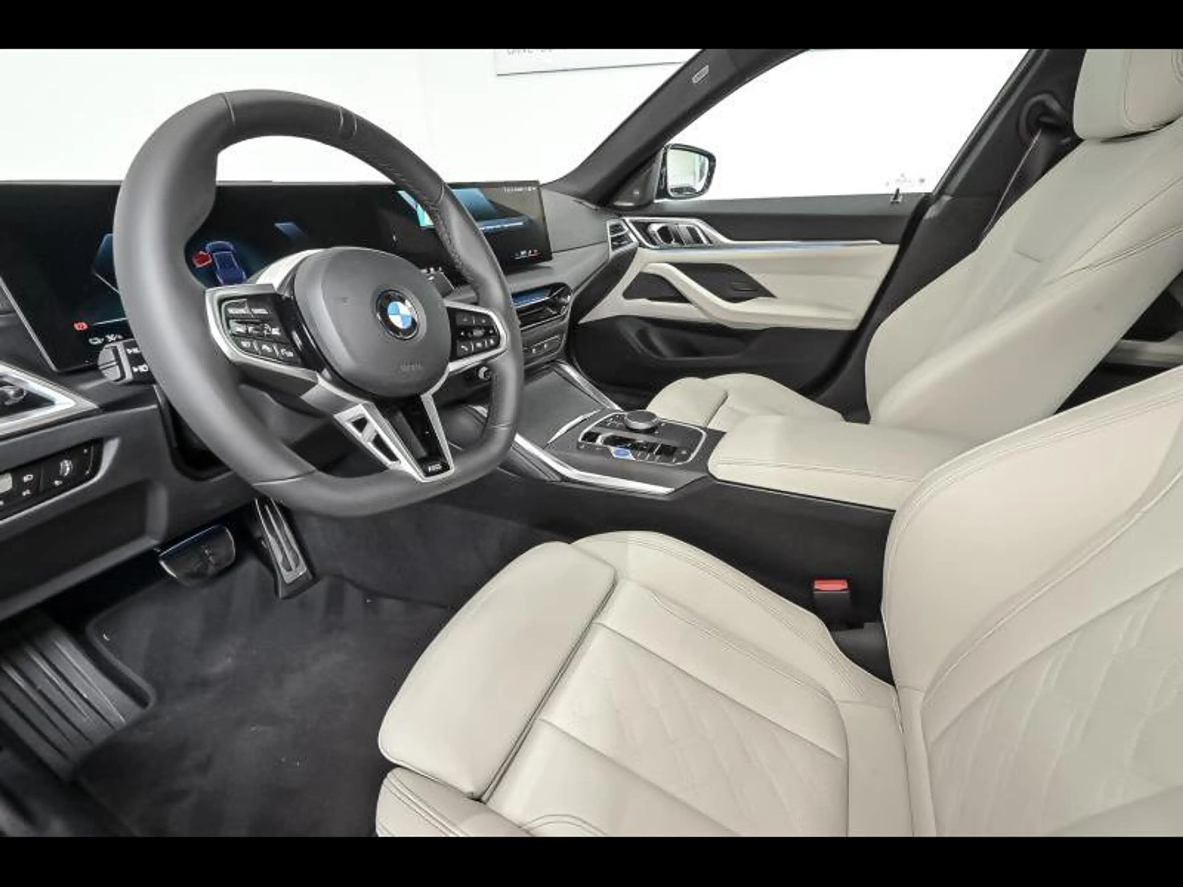BMW i4 eDrive35 - M Pack Beschikbaar einde Oktober — photo 6