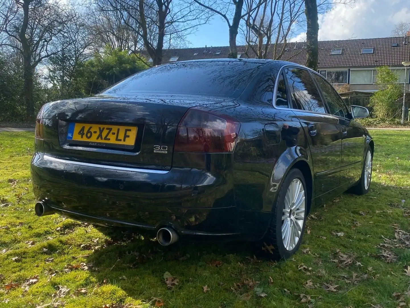 Audi A4 3.0 q.Exclusive Zwart - 2