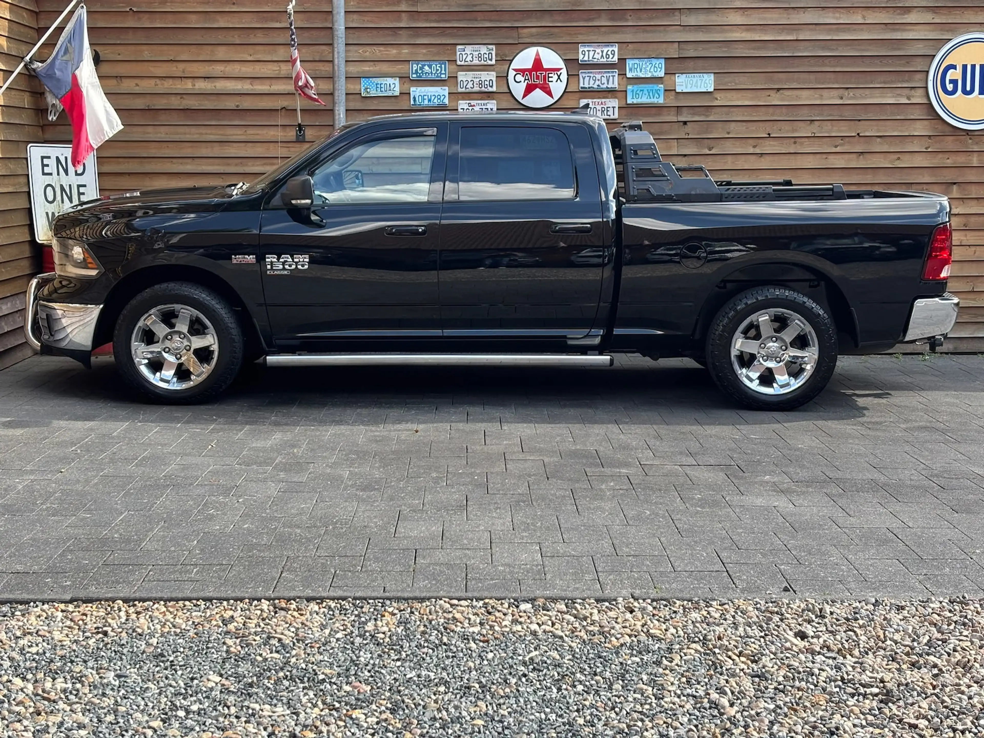 Dodge RAM 1500 5,7 V8 Classic´´ LPG Kamera LED — photo 8