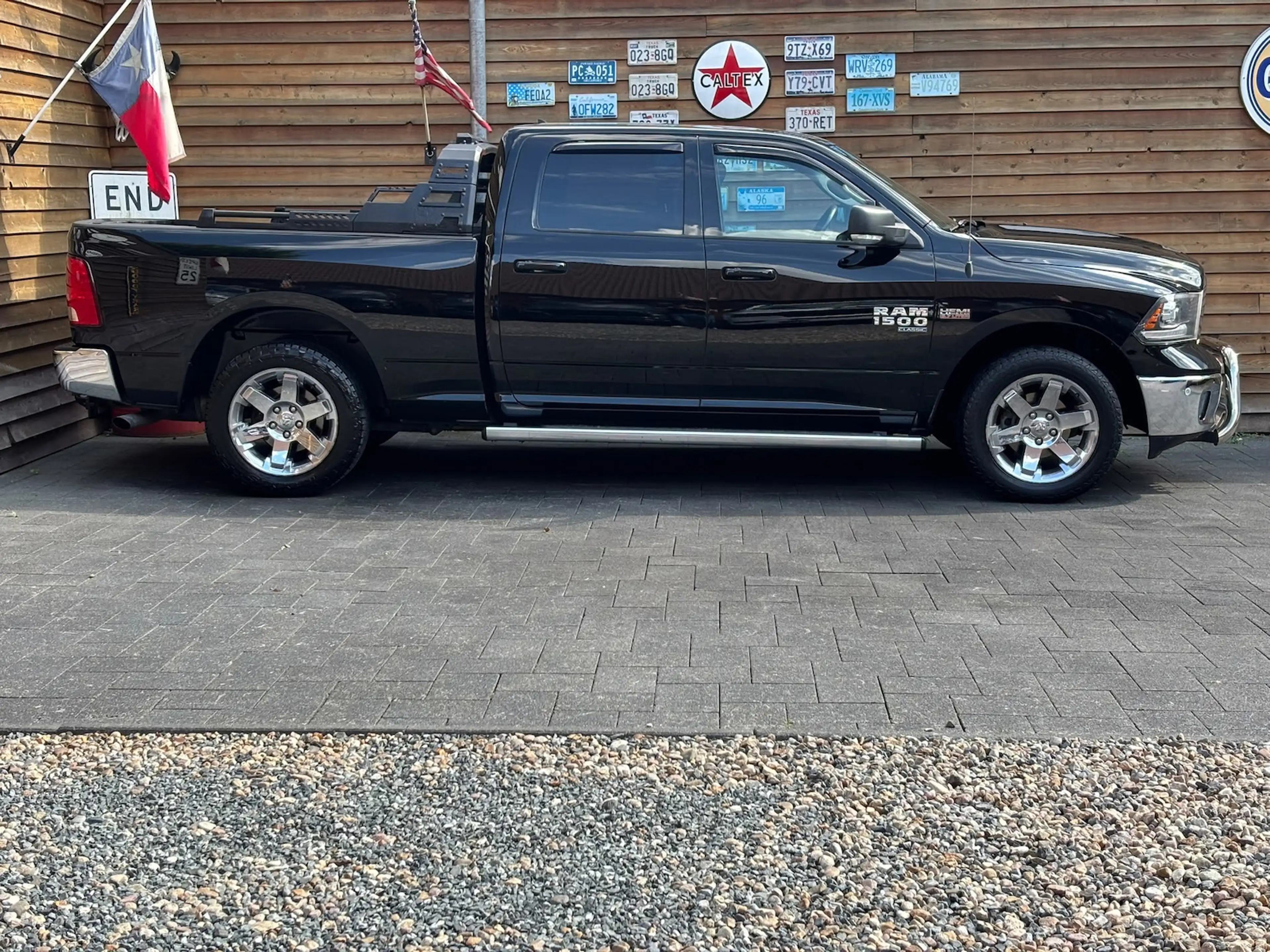 Dodge RAM 1500 5,7 V8 Classic´´ LPG Kamera LED — photo 15
