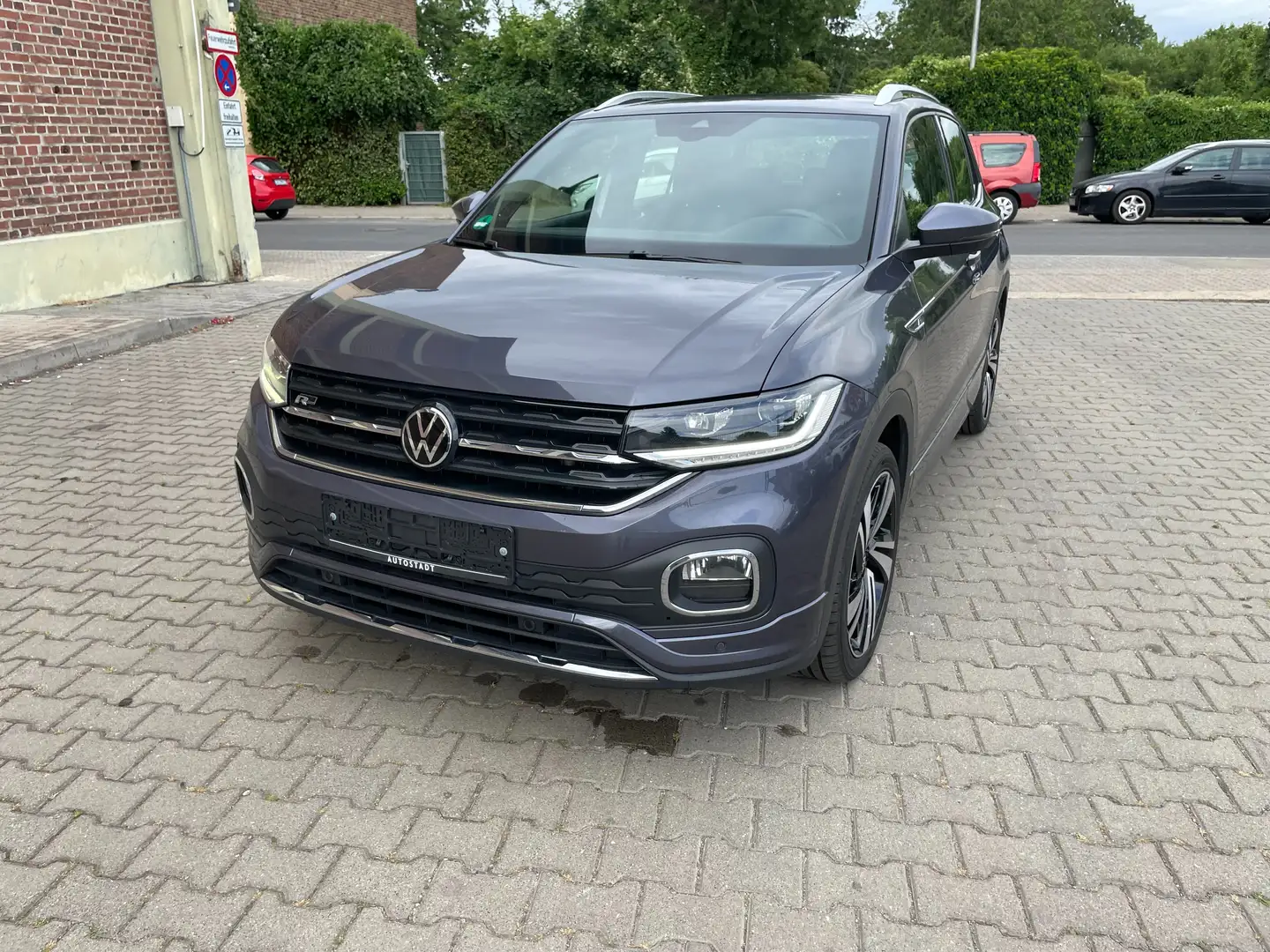 Volkswagen T-Cross R Line Navi, ACC, R-Kamera, Winterpaket Grijs - 1