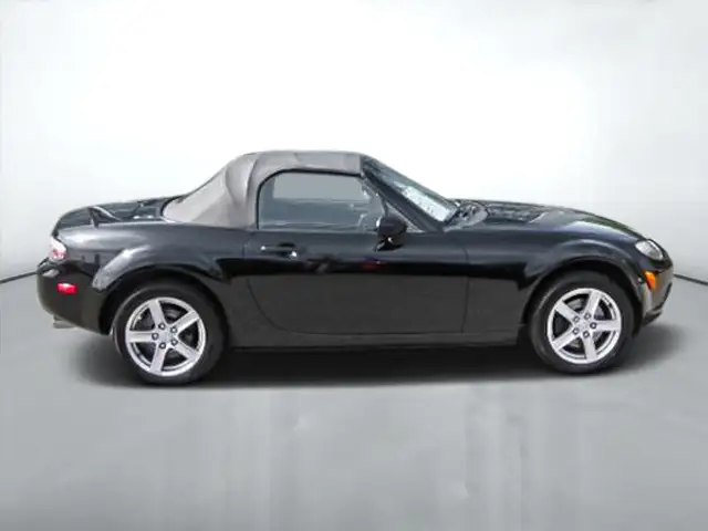 Mazda MX-5 Miata 2006 — photo 6