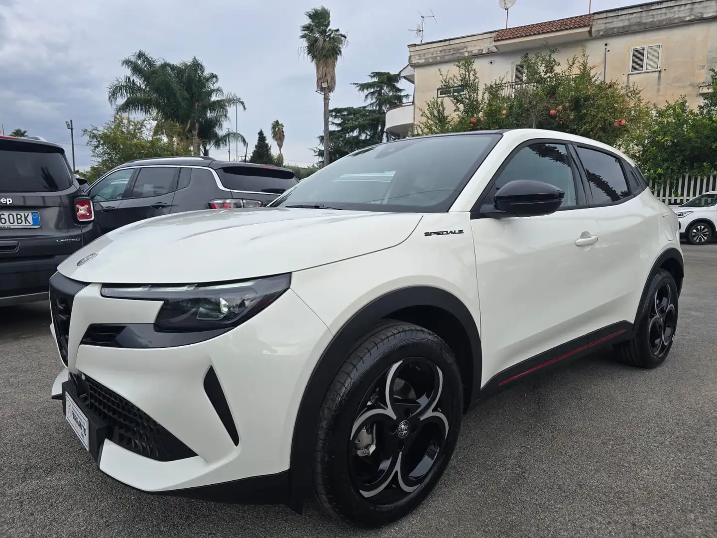 Alfa Romeo Junior 1.2 136CV EDCT6 HYBRID SPECIALE Bianco - 2