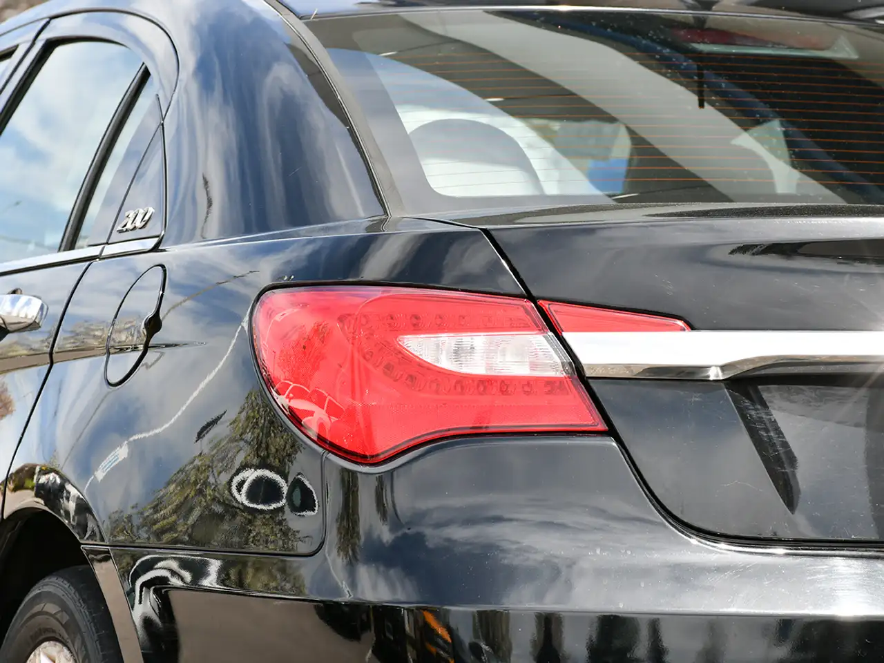 Chrysler 200 photo Chrysler 200