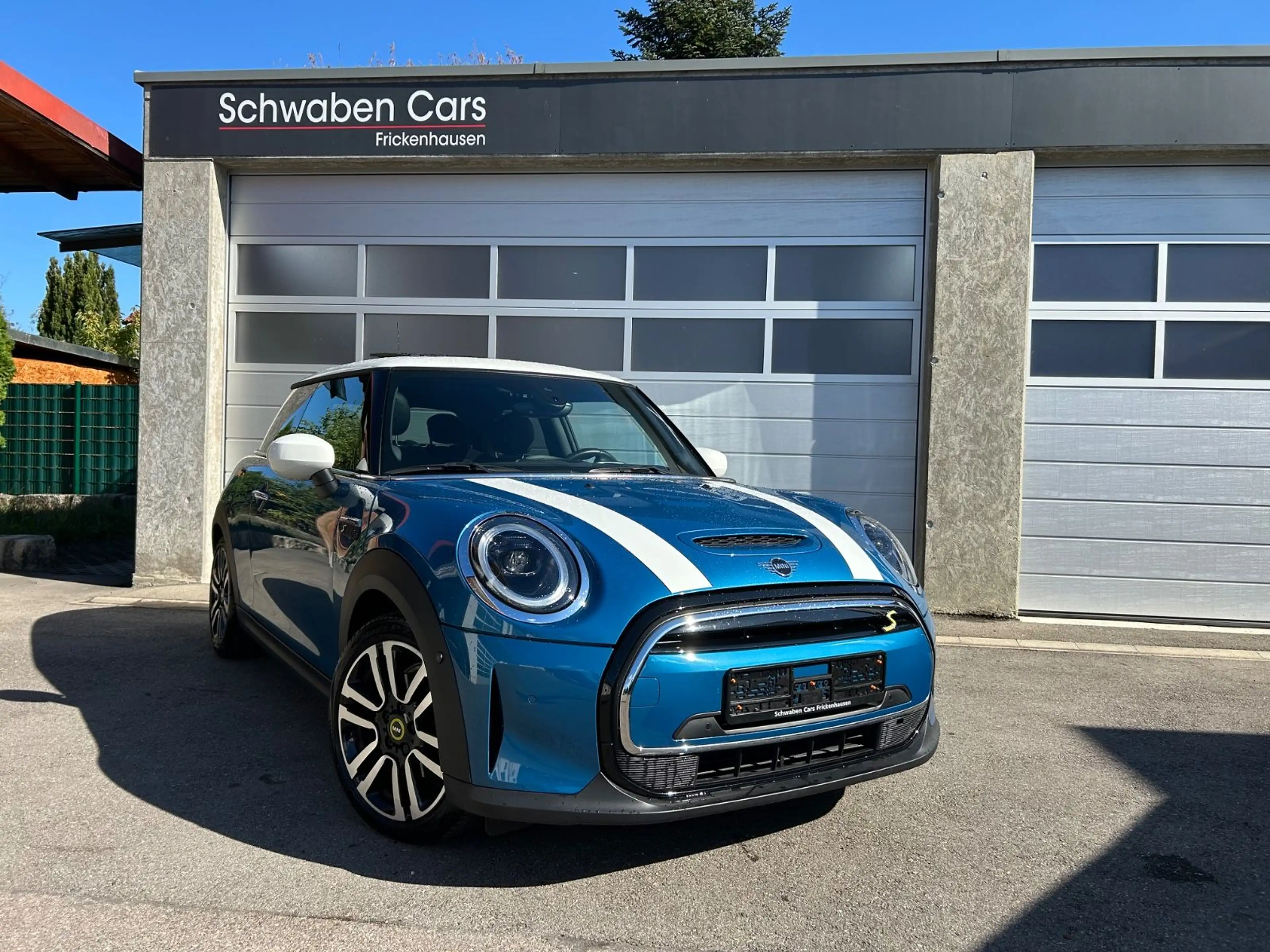 MINI Cooper SE Facelift Pano HUD HiFi H&K Kamera — photo 11