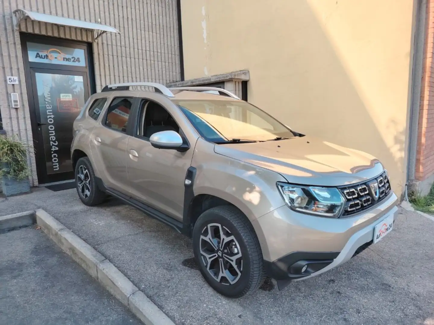 Dacia Duster 1.0 TCe 100 CV ECO-G 4x2 Prestige PREZZO REALE Brons - 1