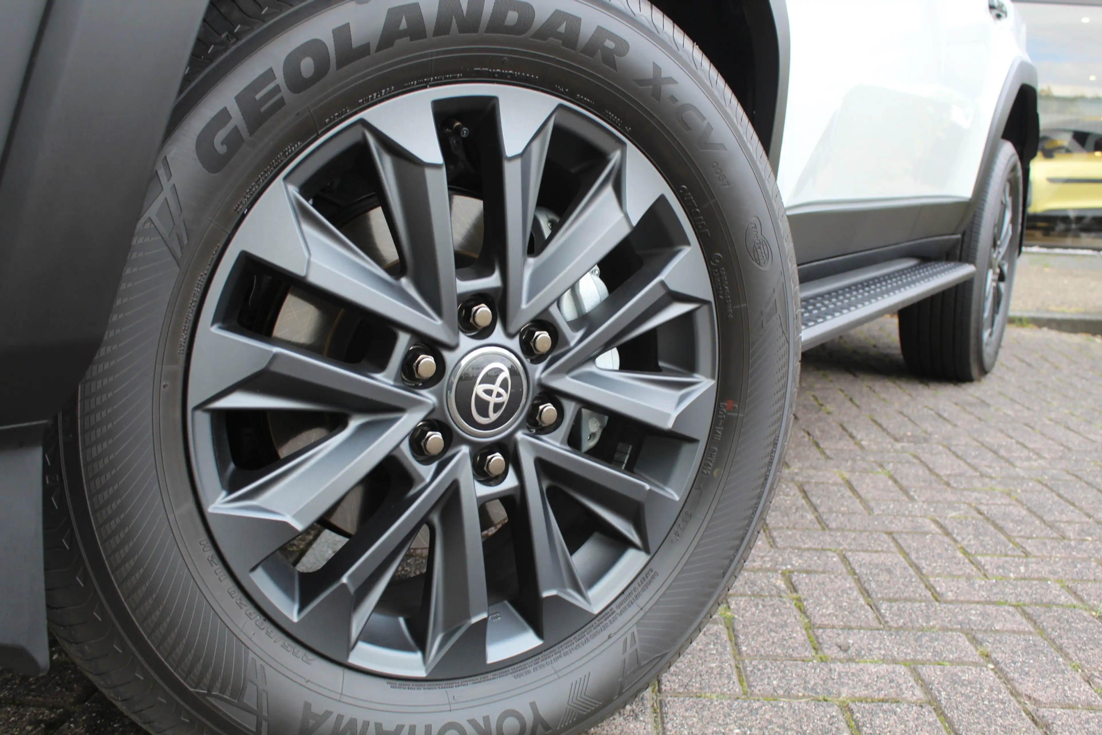 Toyota Land Cruiser 2.8 D-4D Professional 5p. | Rijklaar | Panodak | P — photo 12