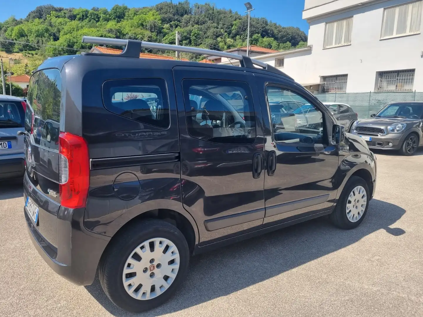 Fiat Qubo Qubo 1.4 8v natural power Dynamic  MOTORE NUOVO Schwarz - 2