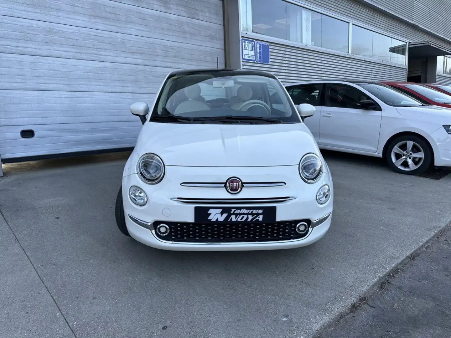 Fiat 500 1.2 Lounge Beige - 2