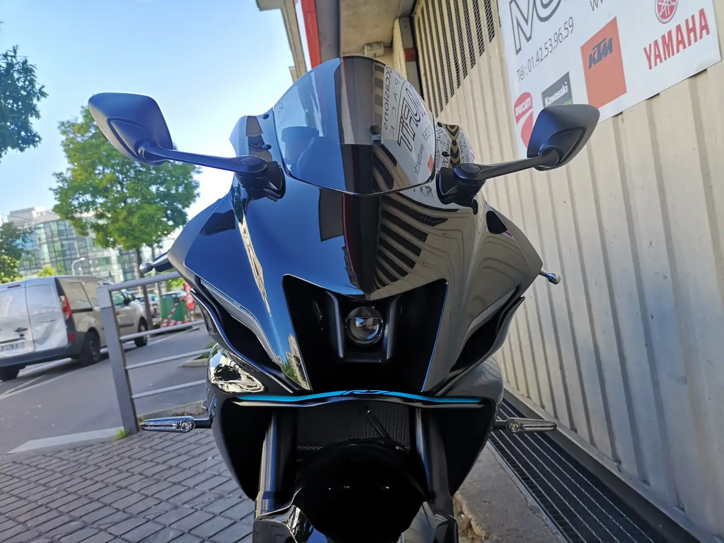 Yamaha Noir - 2