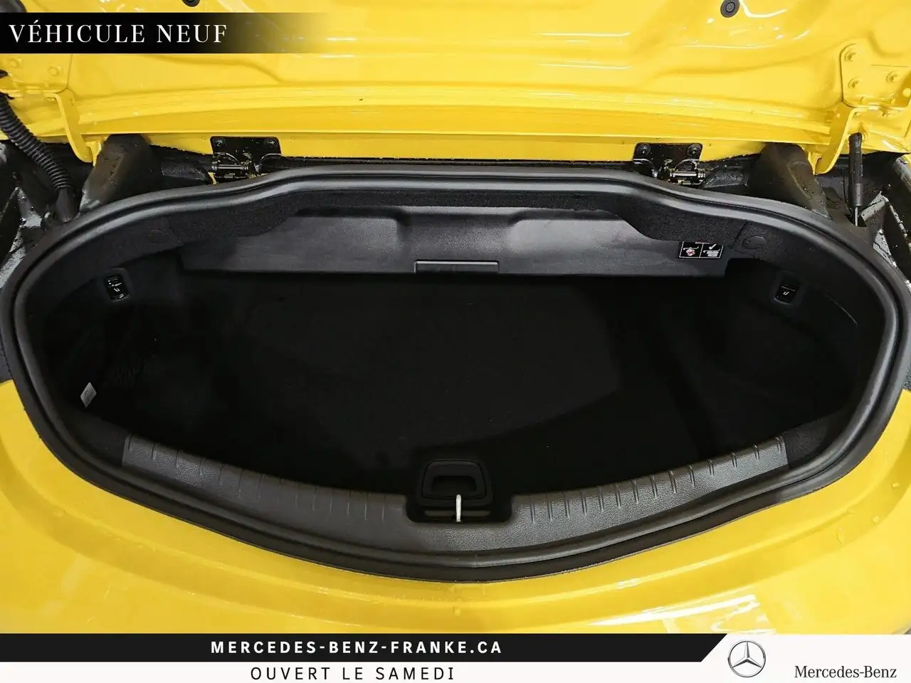 Mercedes-Benz CLE снимка Mercedes-Benz CLE