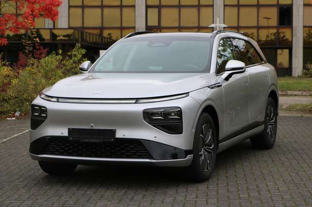 Imagine Xpeng G9 230 kW RWD SR AHK