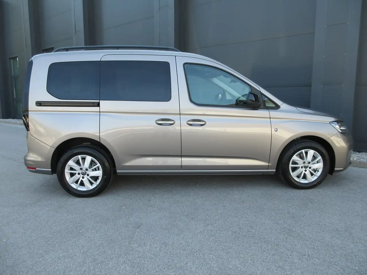 Volkswagen Caddy 2026 — фото 9