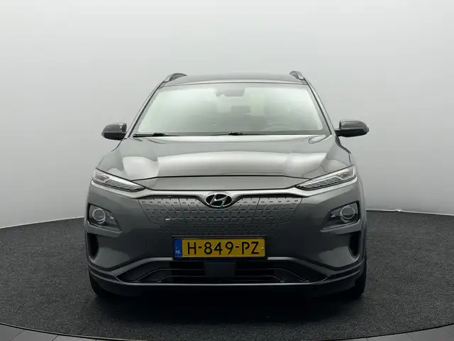 Hyundai Kona view 8