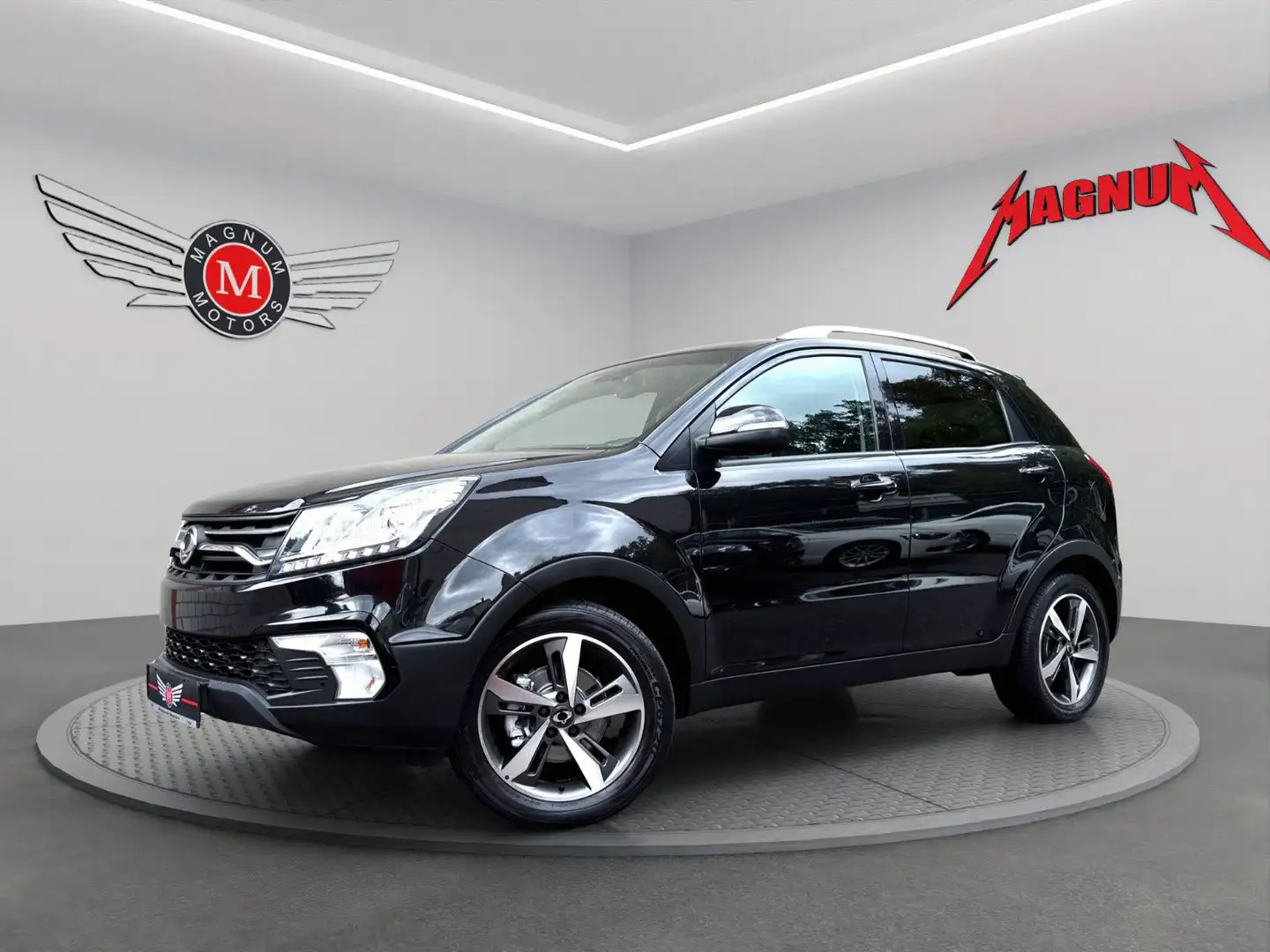 SsangYong Korando KORANDO 2.2 E-XDi 4WD *Aut.*Leder*Navi*AHK* Schwarz - 2