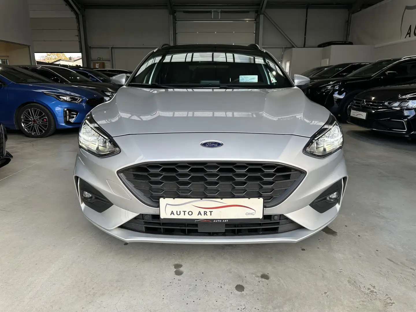 Ford Focus ST-Line 2.0 AHK Pano LED Bang&Olufsen HUD Silber - 2
