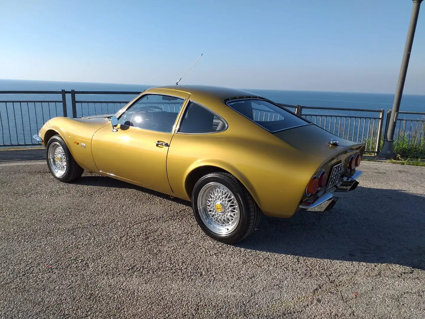 Opel GT AL Oro - 2