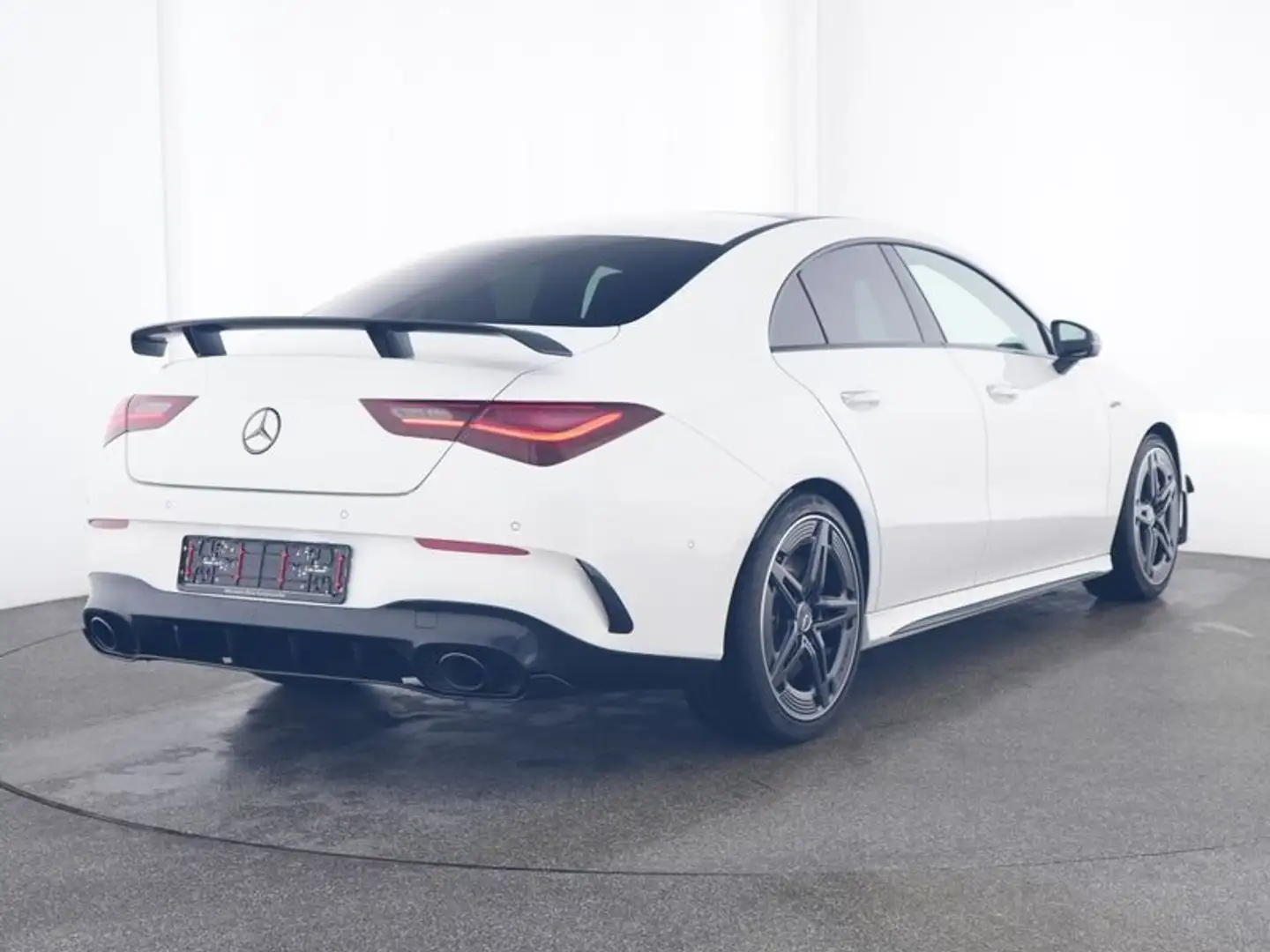 Mercedes-Benz CLA 35 AMG 4M+NIGHT I+II+AERO PLUS+PANO+19+MBEAM Blanc - 2