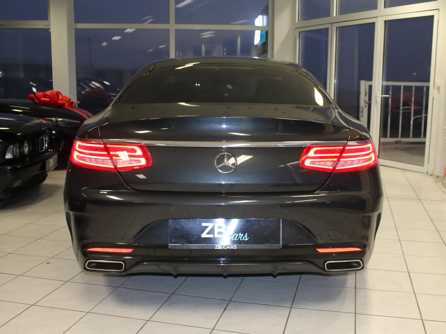 Mercedes-Benz S 500 S 500 4Matic (217.385) Schwarz - 2
