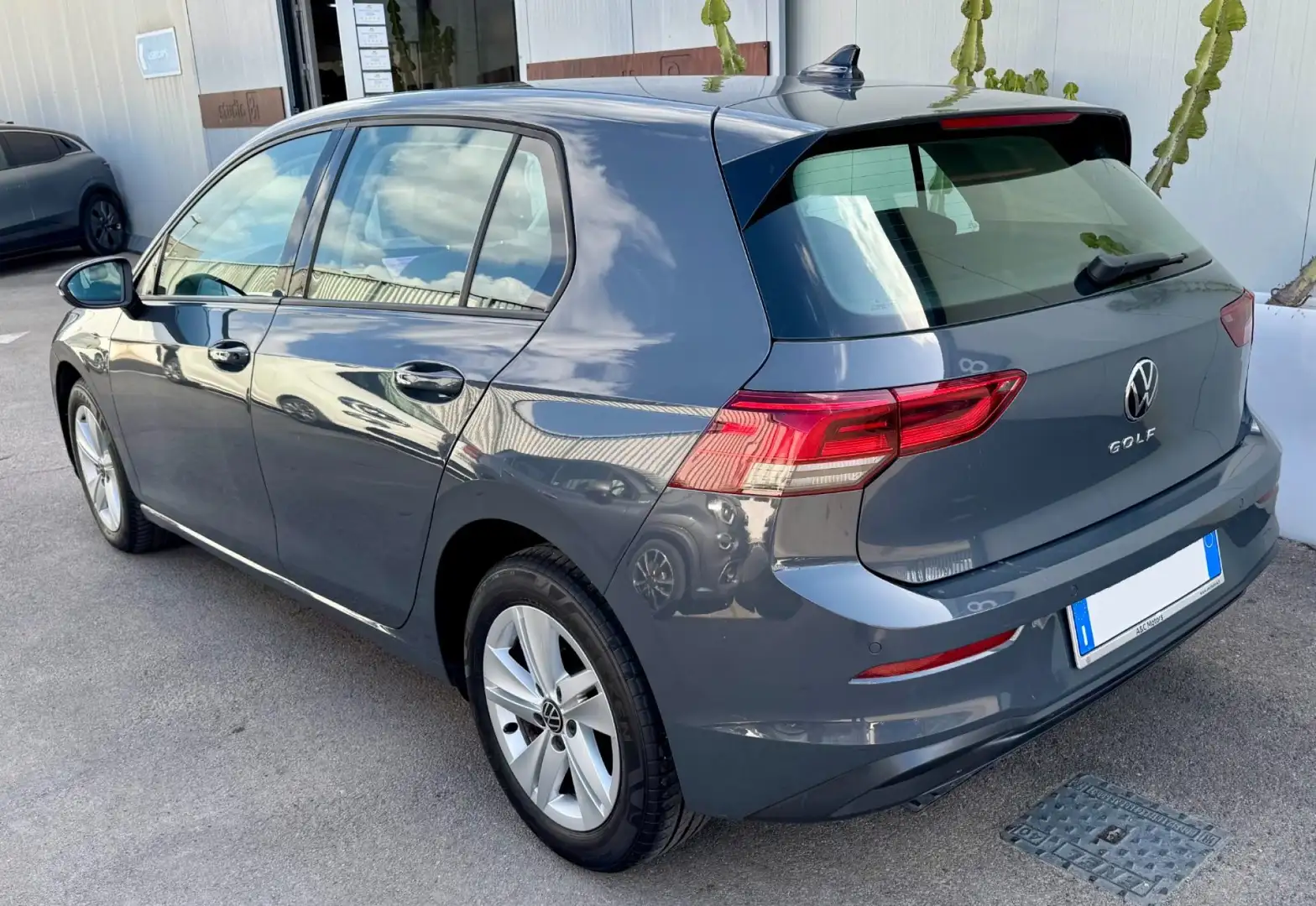 Volkswagen Golf 2.0 TDI DSG SCR Life Gris - 2