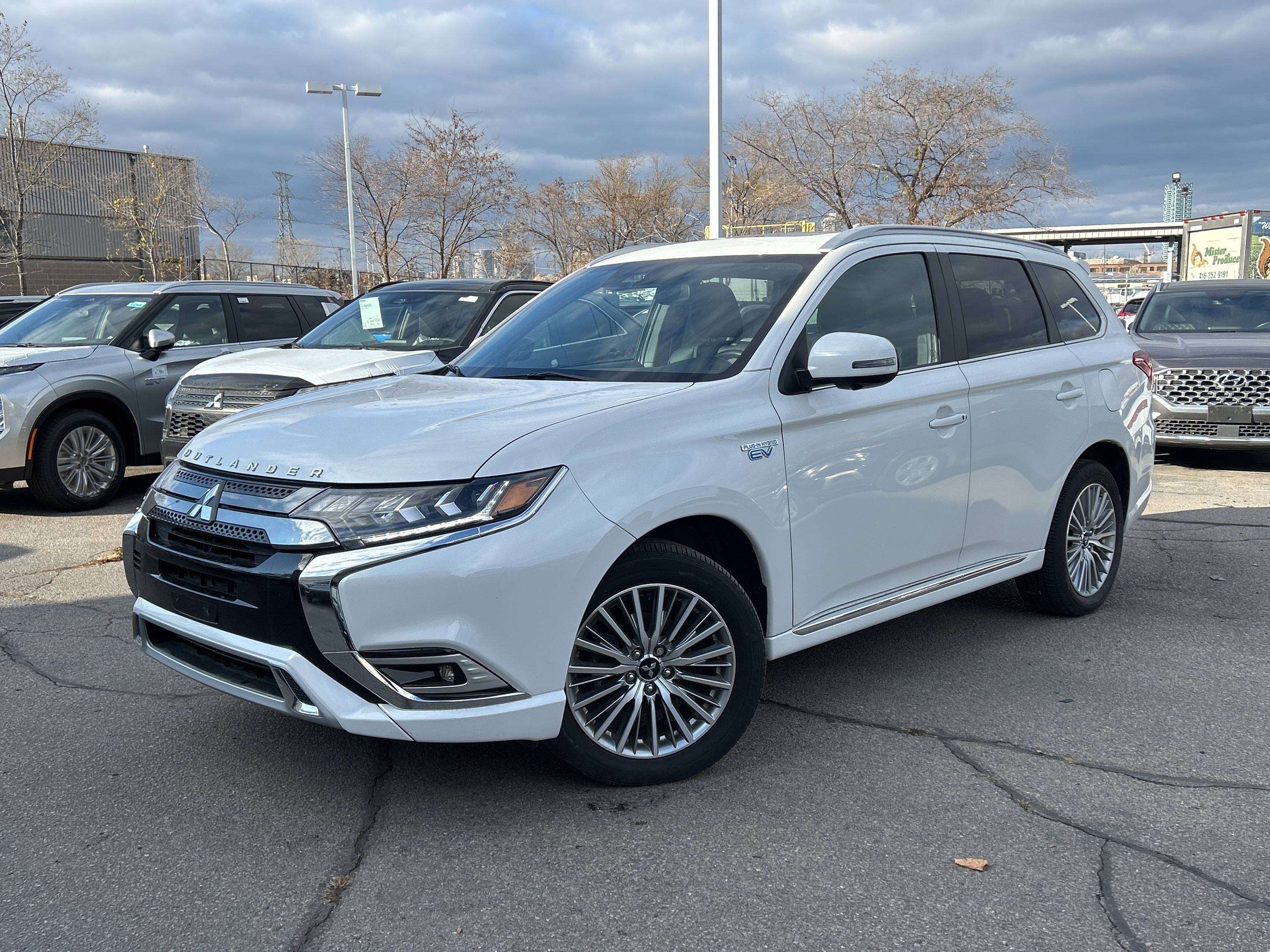 2022 Mitsubishi Outlander PHEV
