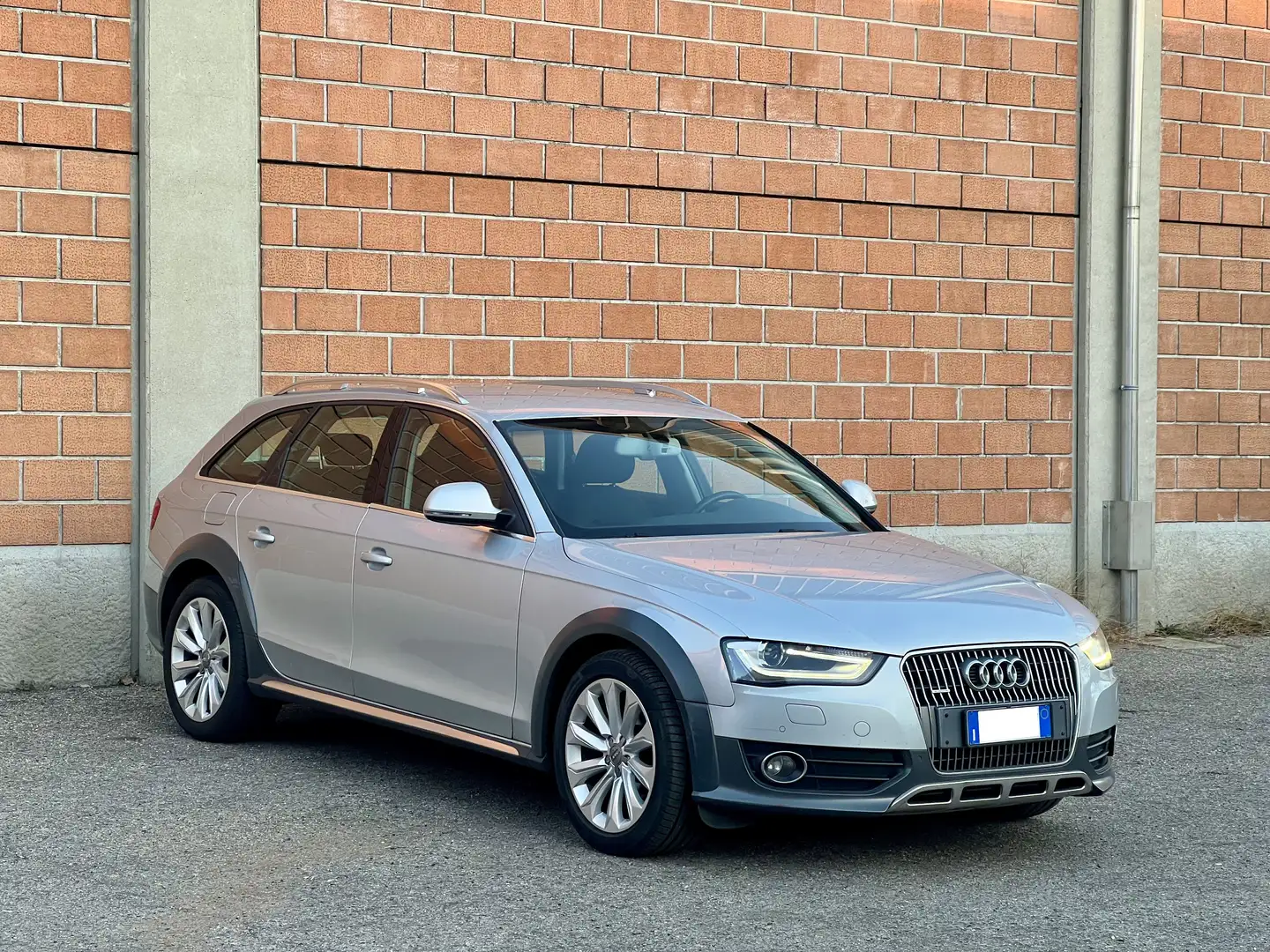 Audi A4 allroad A4 Allroad Quattro 2.0 TDI 177 cv Plateado - 1